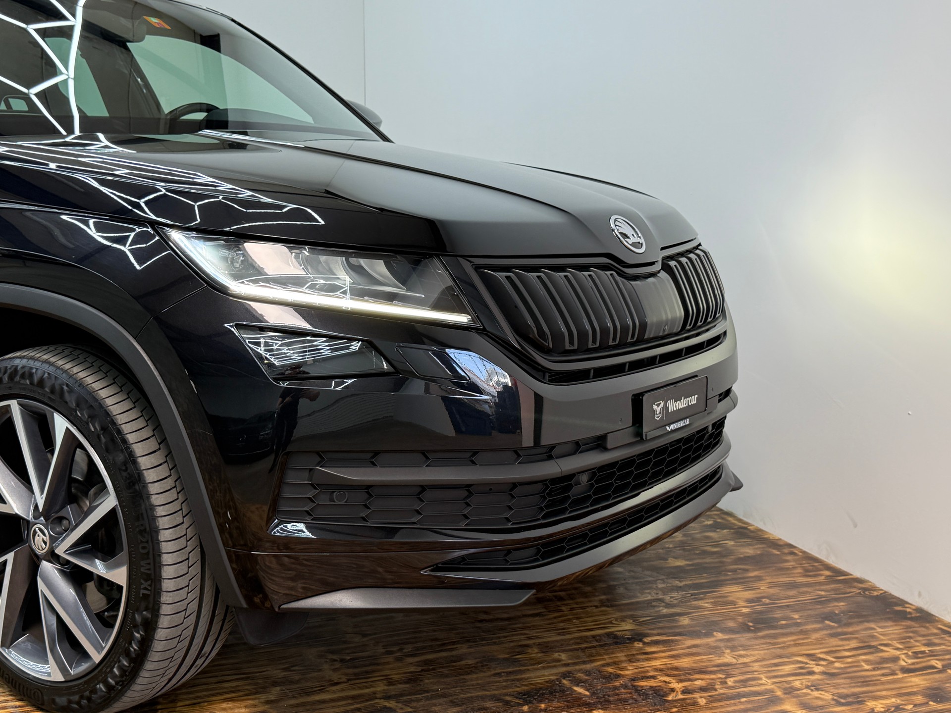 SKODA Kodiaq 2.0 TDI CR Sport Line 4x4 DSG-showroom-element-1