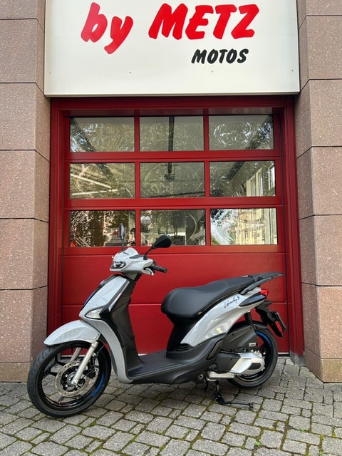 PIAGGIO Liberty 125 Sport E5+-image-2