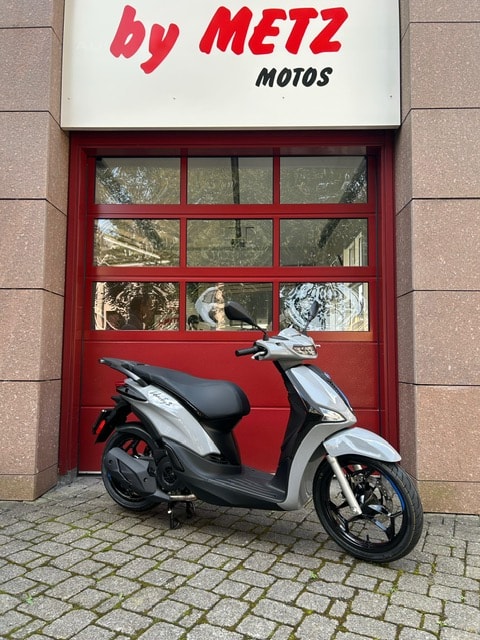 PIAGGIO Liberty 125 Sport E5+-image-0
