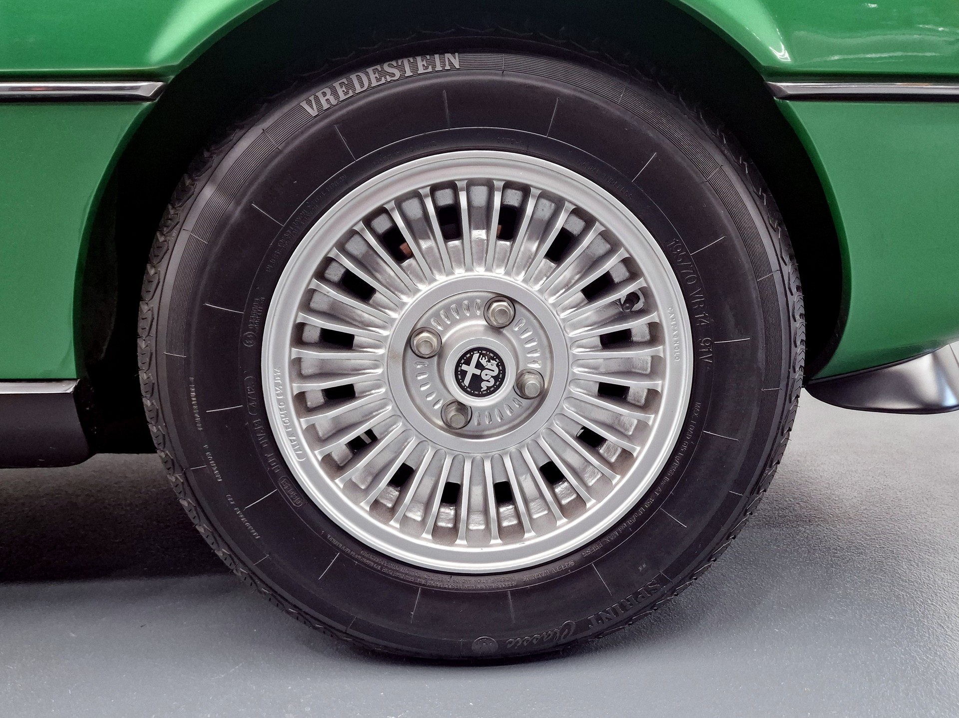 ALFA ROMEO Montreal-image-11