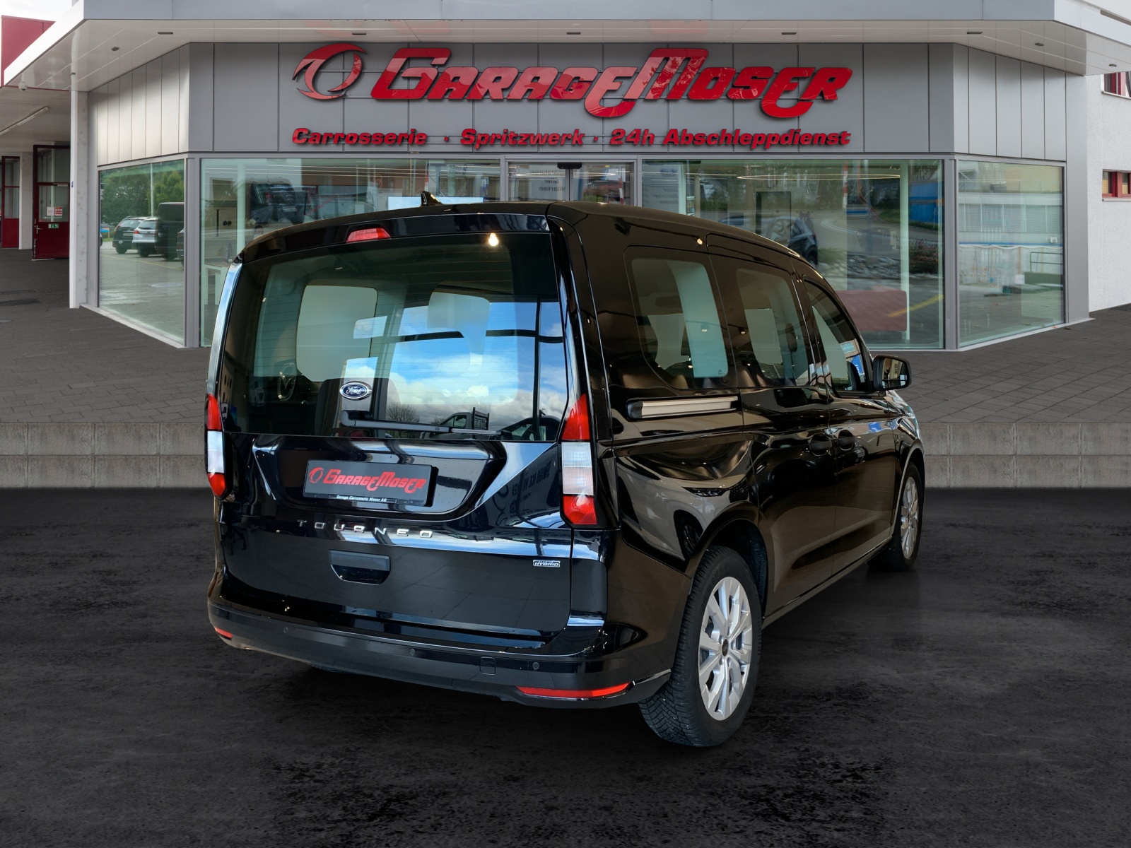 FORD Tourneo Connect 1.5 EcoBoost 150 Trend PHEV-image-4