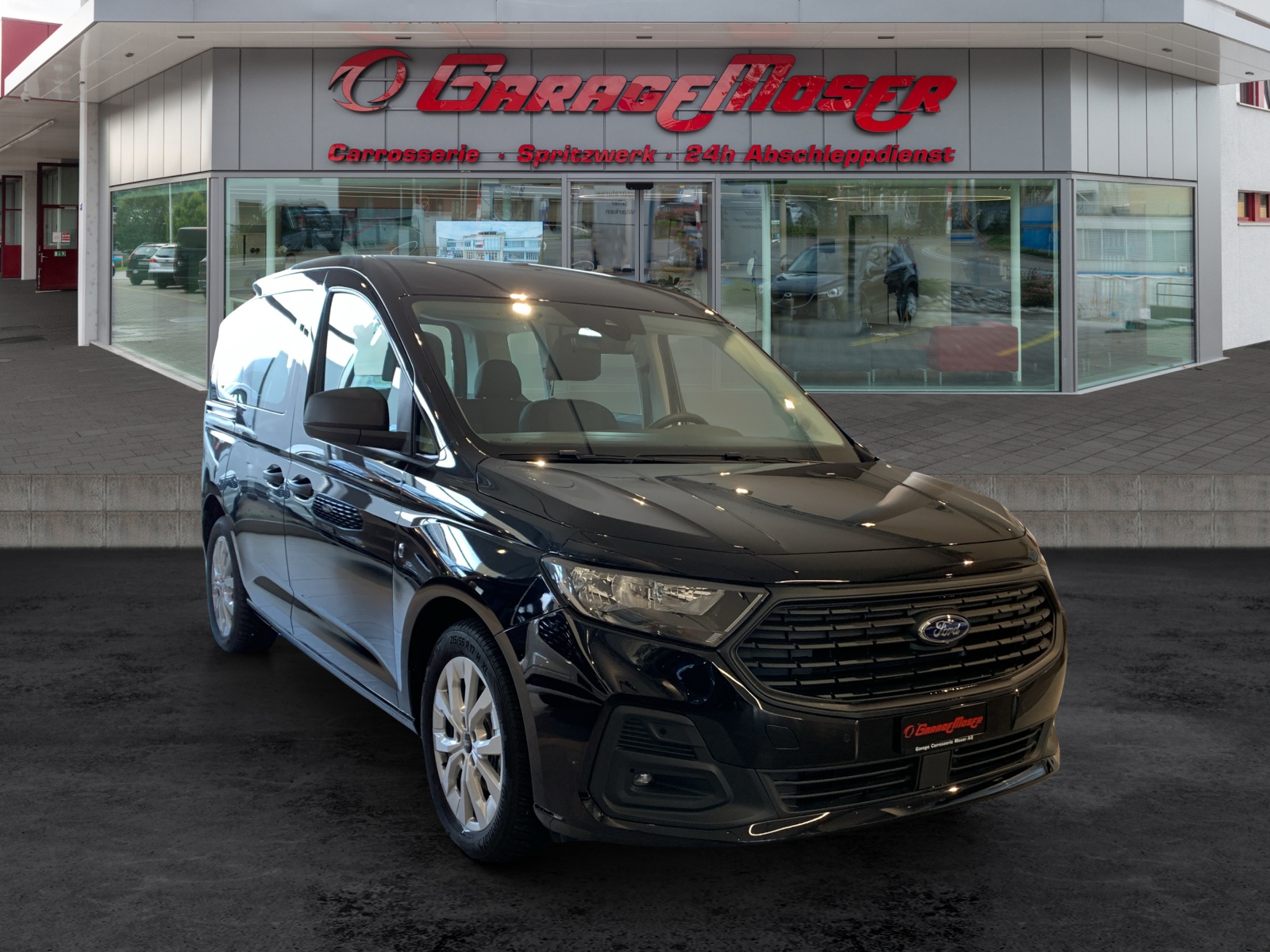 FORD Tourneo Connect 1.5 EcoBoost 150 Trend PHEV-image-2