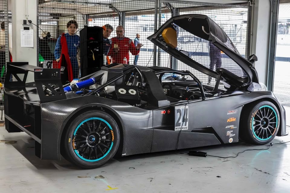 KTM GT4 DSG 1/1-image-2