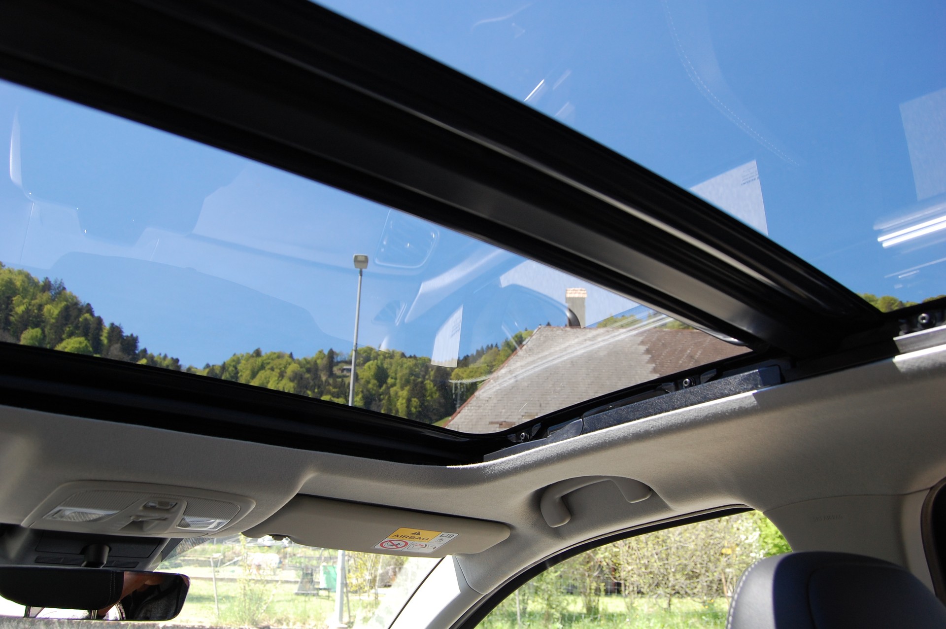 SUZUKI S-Cross 1.4 16V Sakura Top MHD 4WD Automatic-image-16