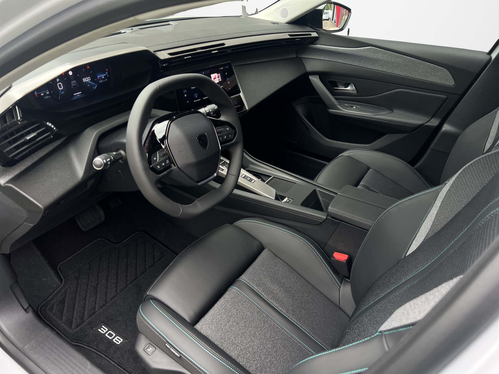 PEUGEOT 308 1.2 Pure Tech Allure EAT8 LEASING AB 308.87 CHF / MONAT-image-6