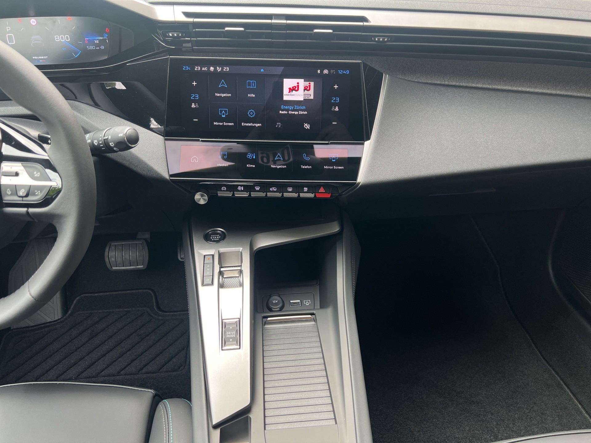 PEUGEOT 308 1.2 Pure Tech Allure EAT8 LEASING AB 308.87 CHF / MONAT-image-10