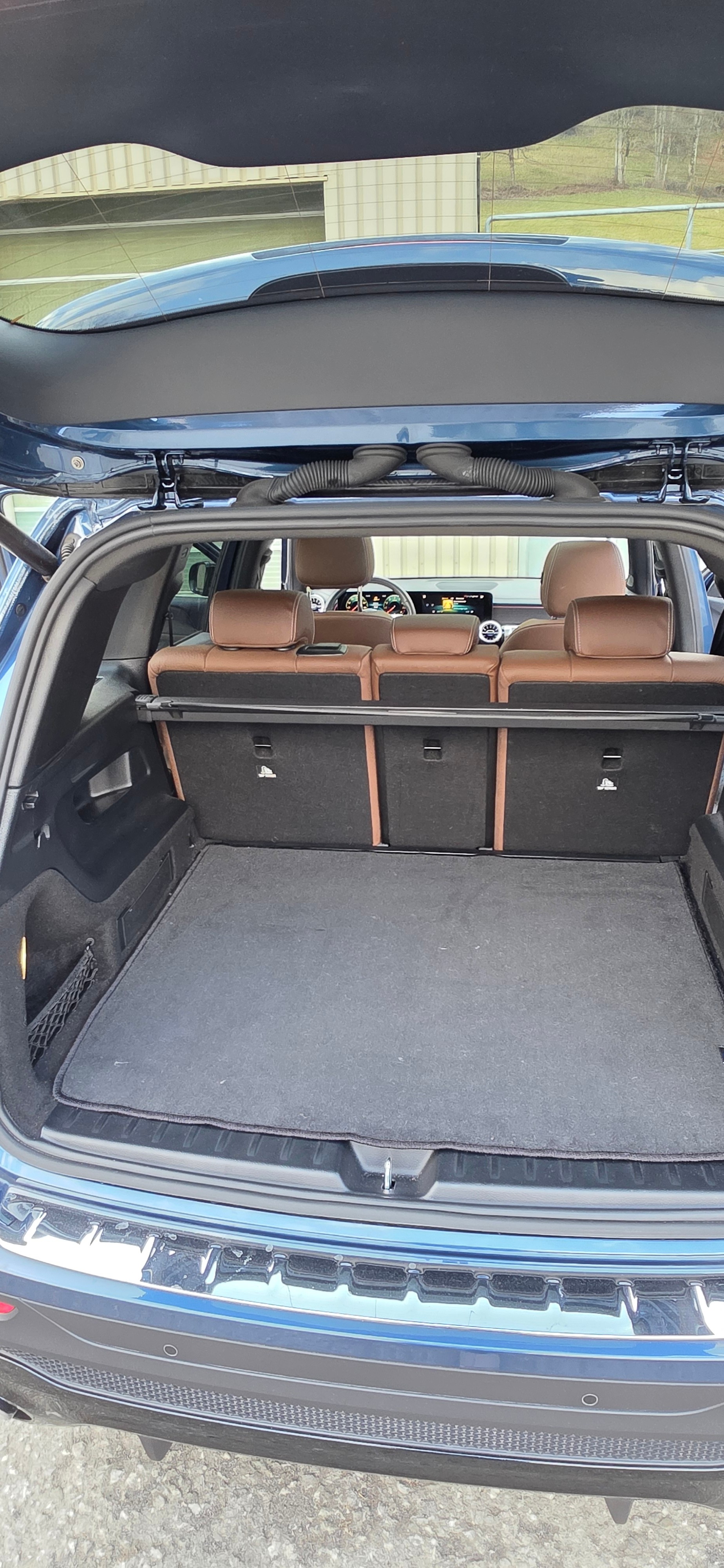 MERCEDES-BENZ GLB 250 4Matic AMG Line 8G-Tronic-image-11