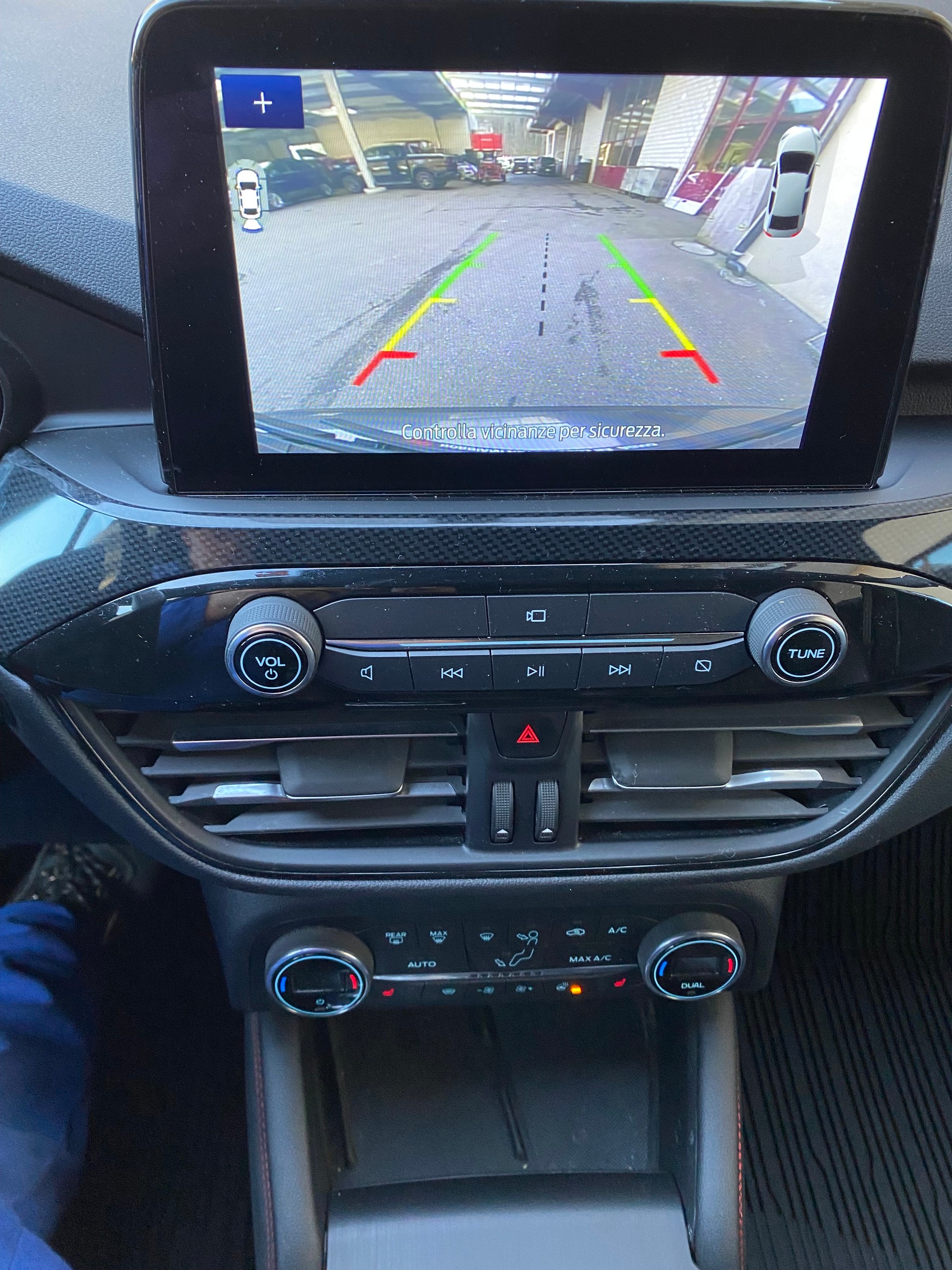 FORD Kuga 2.0 TDCi EcoBlue ST-Line X 4WD-image-5