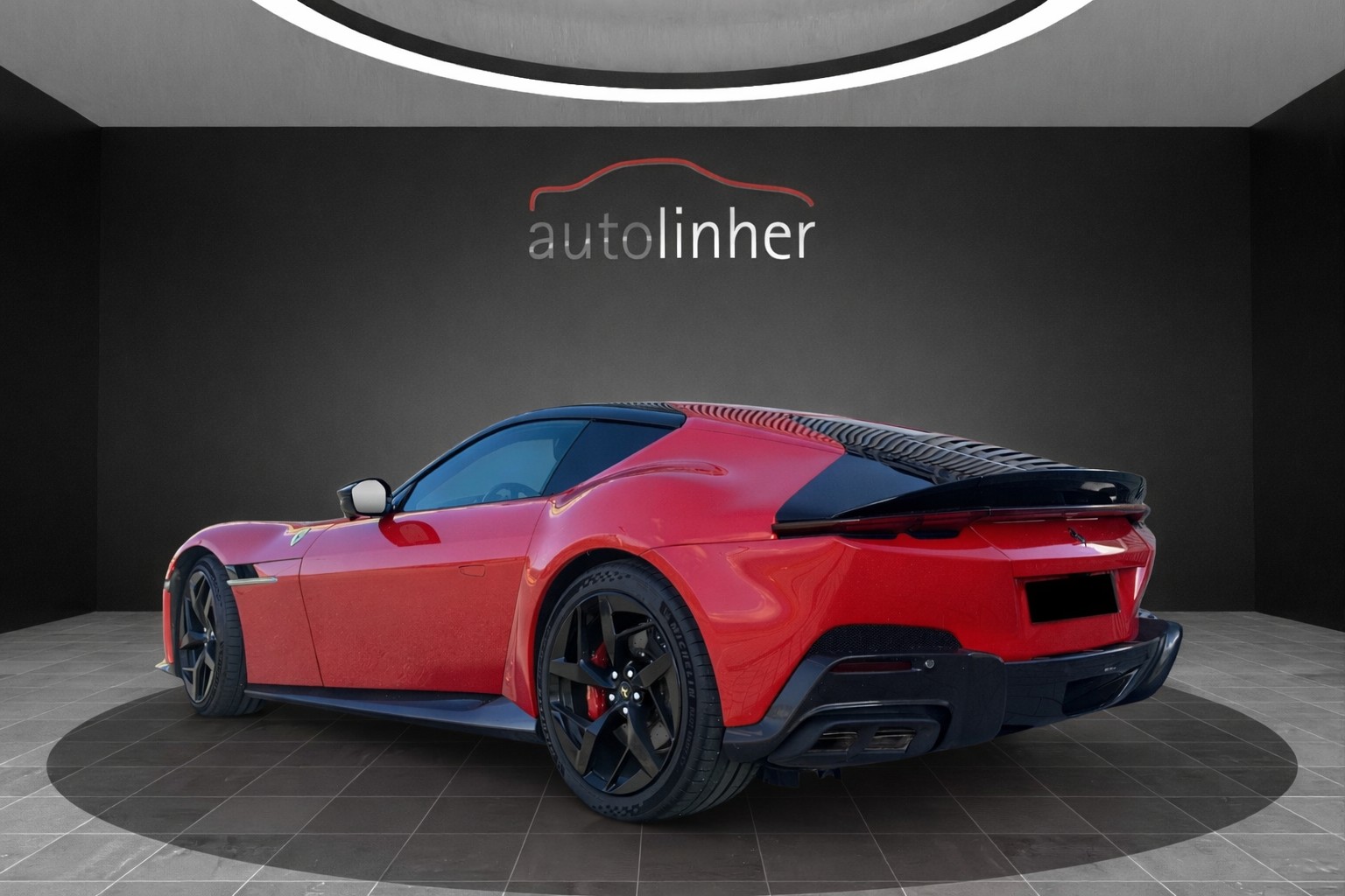 FERRARI 12 Cilindri-showroom-element-3