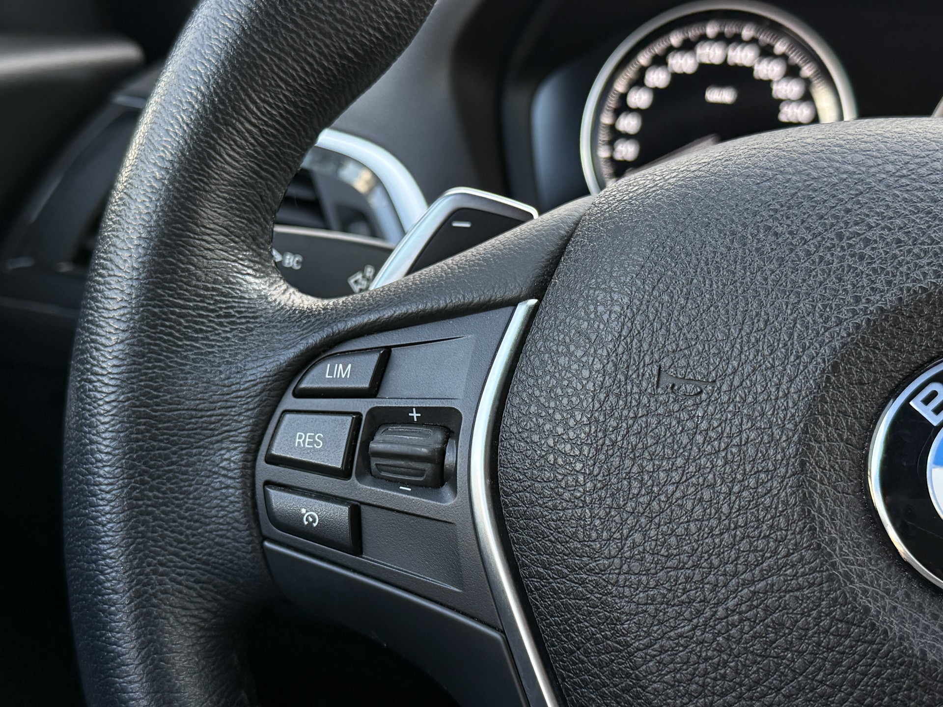 BMW 120d xDrive Edition Sport Line Steptronic / Gratis Service-image-29