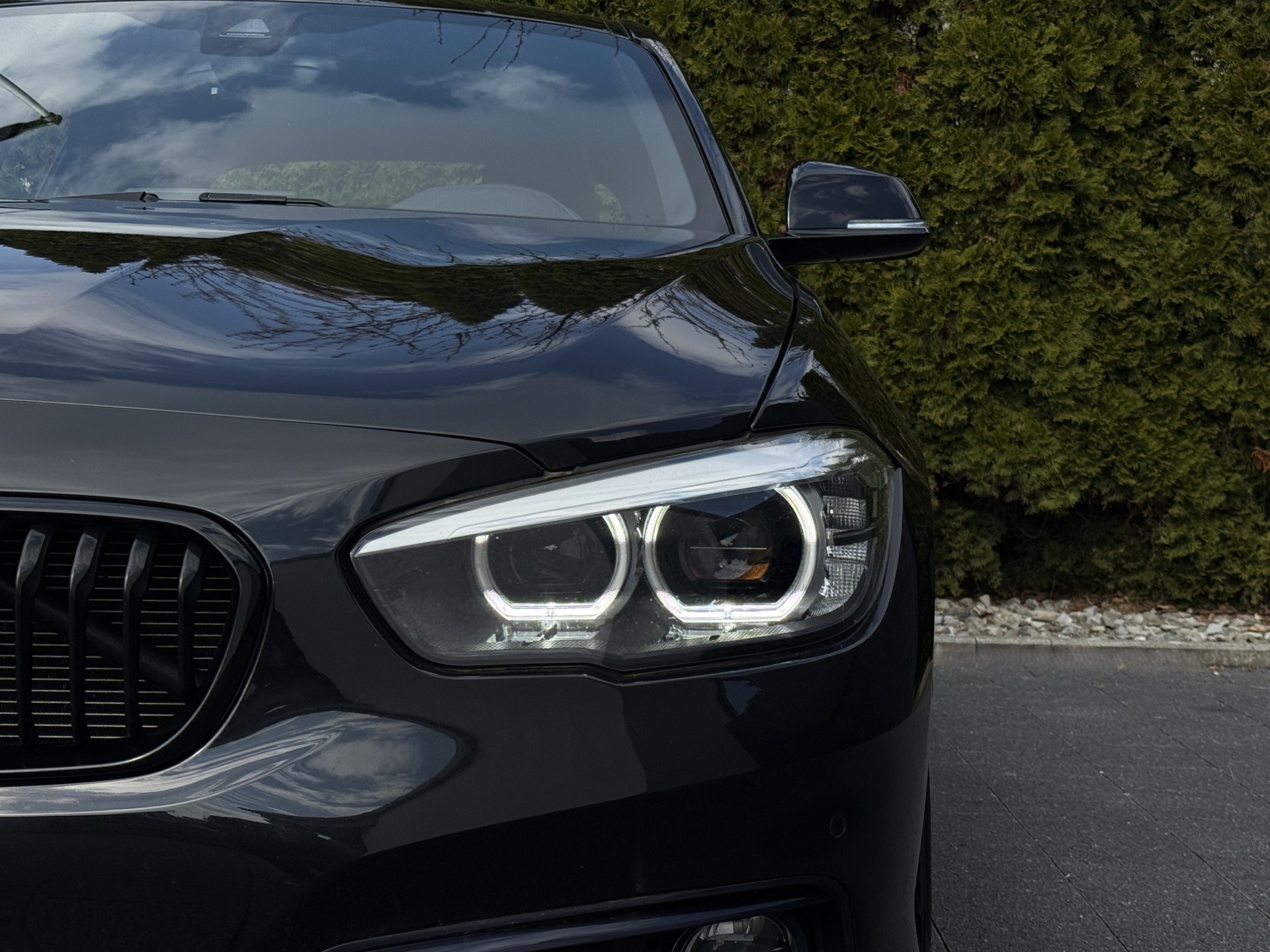 BMW 120d xDrive Edition Sport Line Steptronic / Gratis Service-showroom-element-3