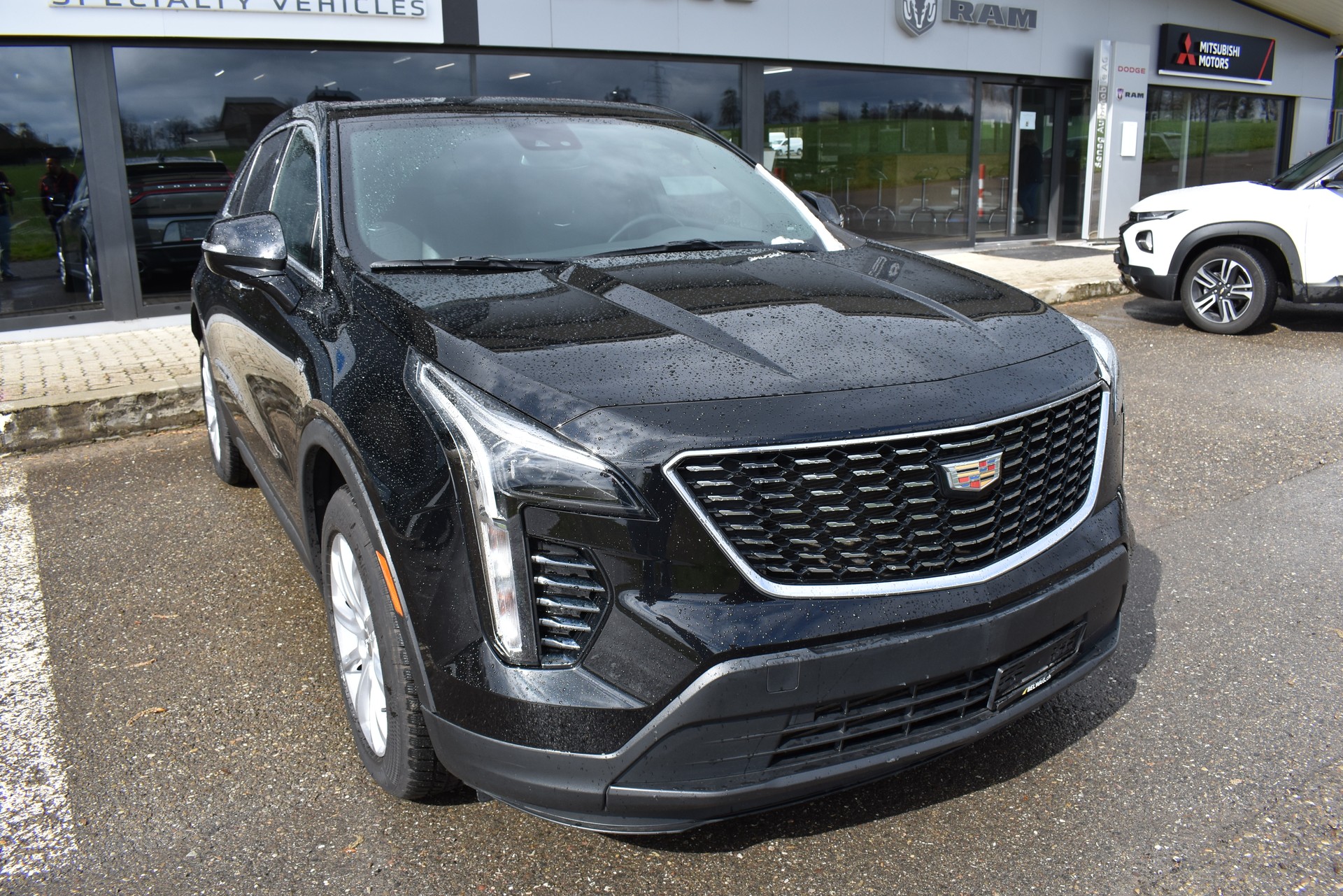 CADILLAC XT4 350T 2.0 Premium Luxury AWD Automat-image-3