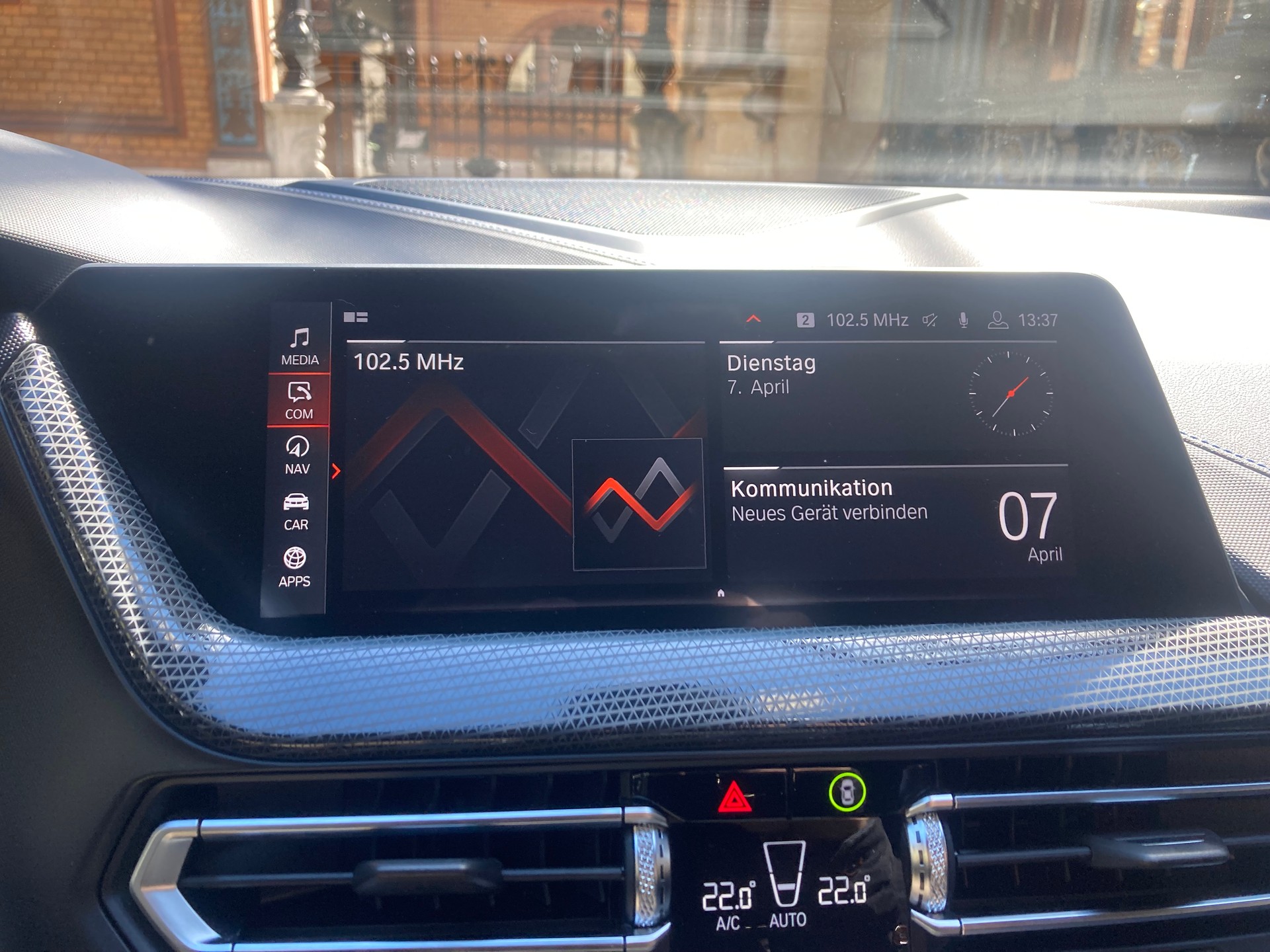 BMW M135i xDrive Steptronic-image-17