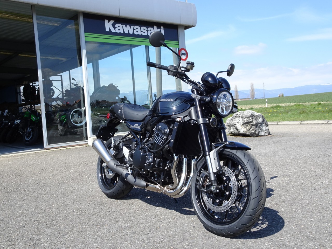 KAWASAKI Z 900 RS (35kW)-image-1