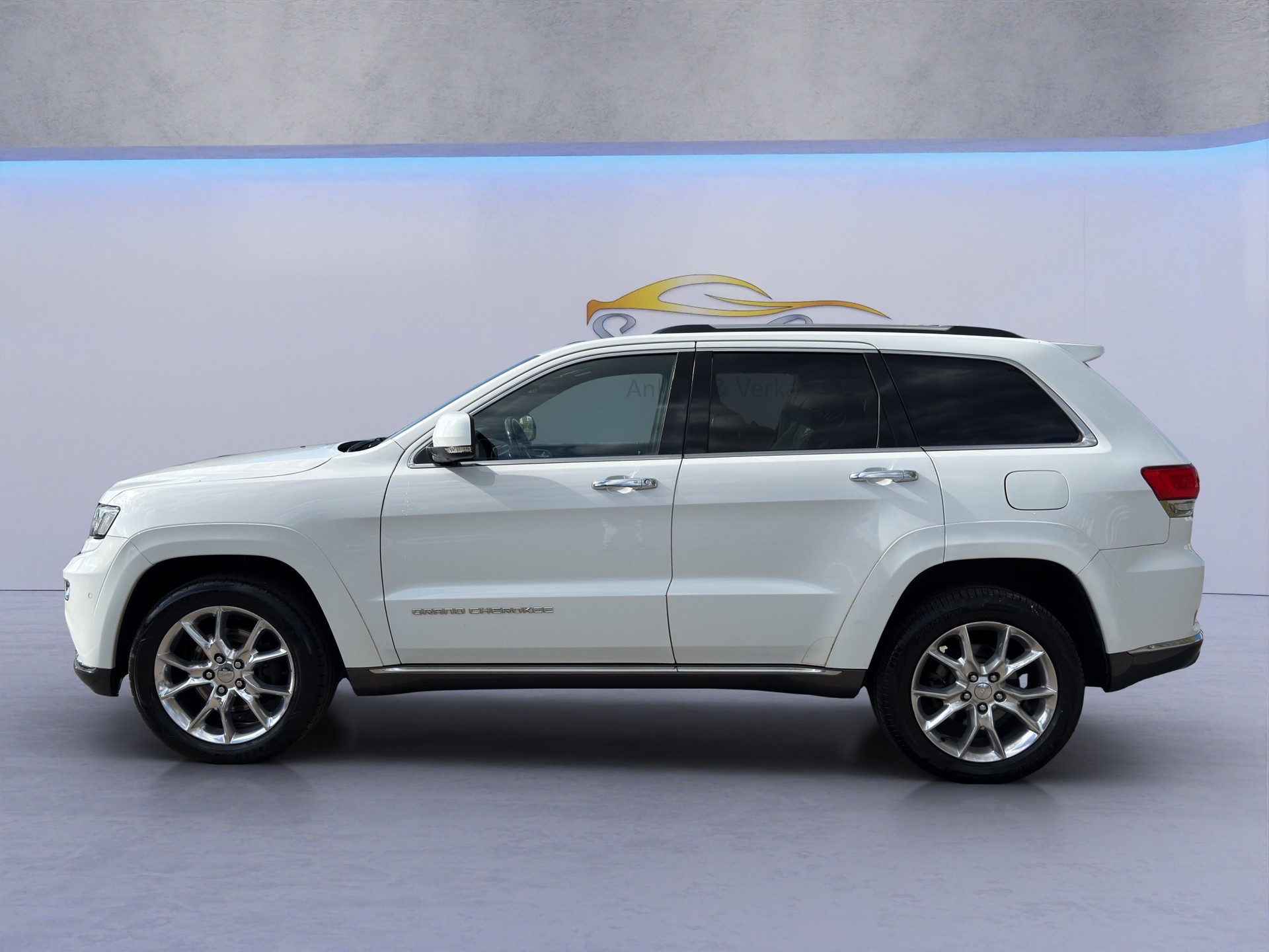 JEEP Grand Cherokee 3.0 CRD Summit Automatic-showroom-element-2