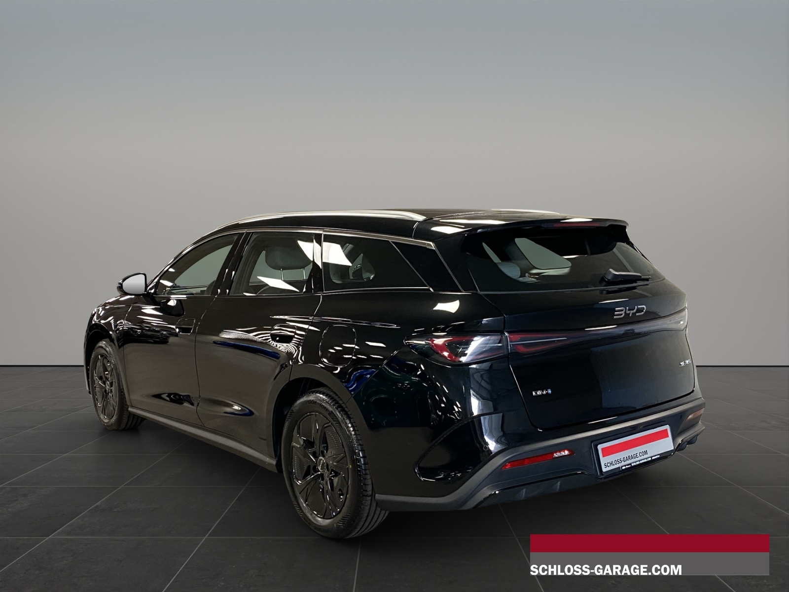 BYD Seal 6 DM-i Touring Comfort-showroom-element-3