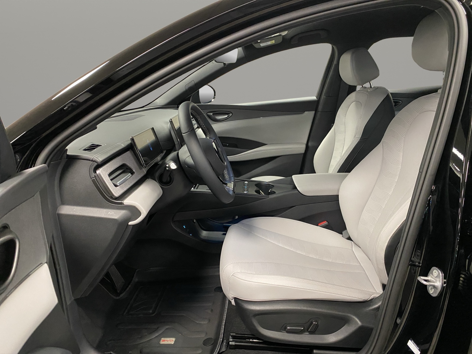 BYD Seal 6 DM-i Touring Comfort-image-10