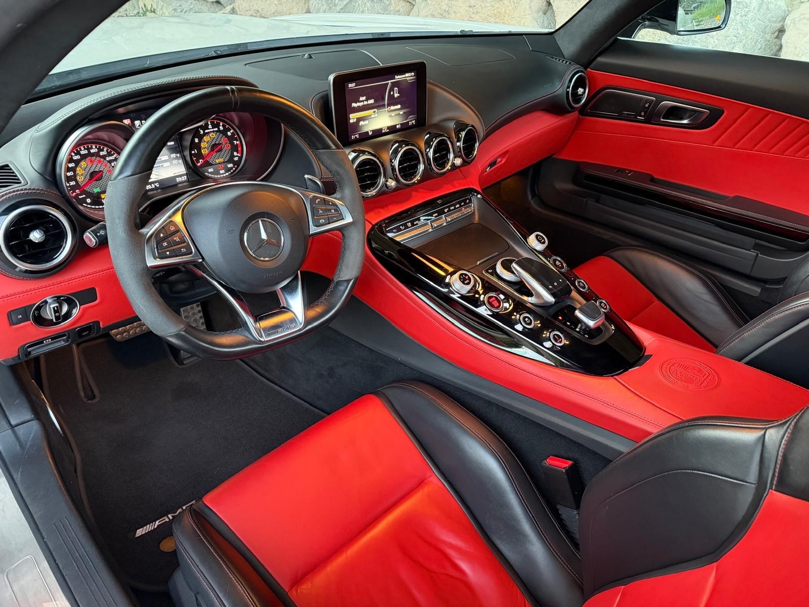 MERCEDES-BENZ AMG GT S Speedshift DCT-image-7