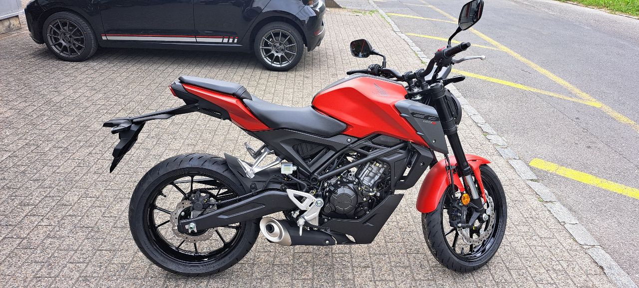 HONDA CB 125 R