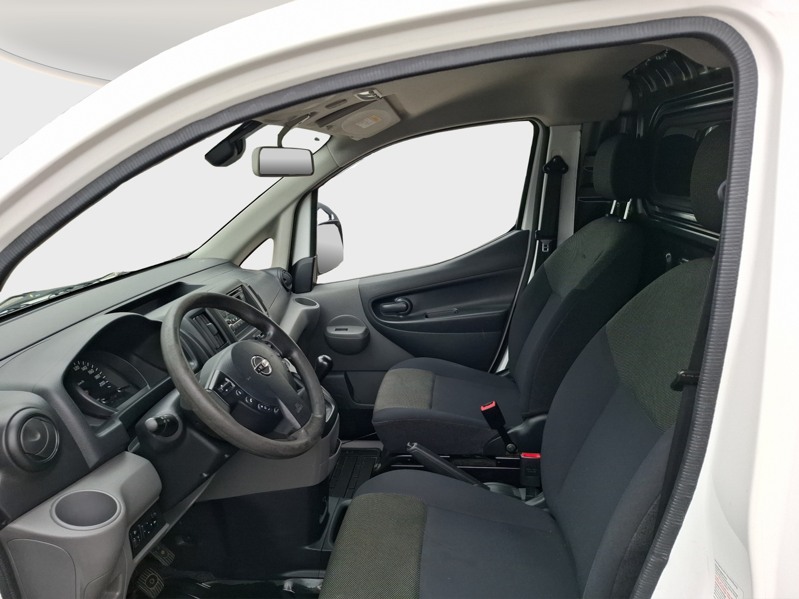 NISSAN NV200 1.5 dCi 90 Comfort Euro 6 // 8-fach bereift // Anhängerkupplung Nutslast 610 KG-image-8