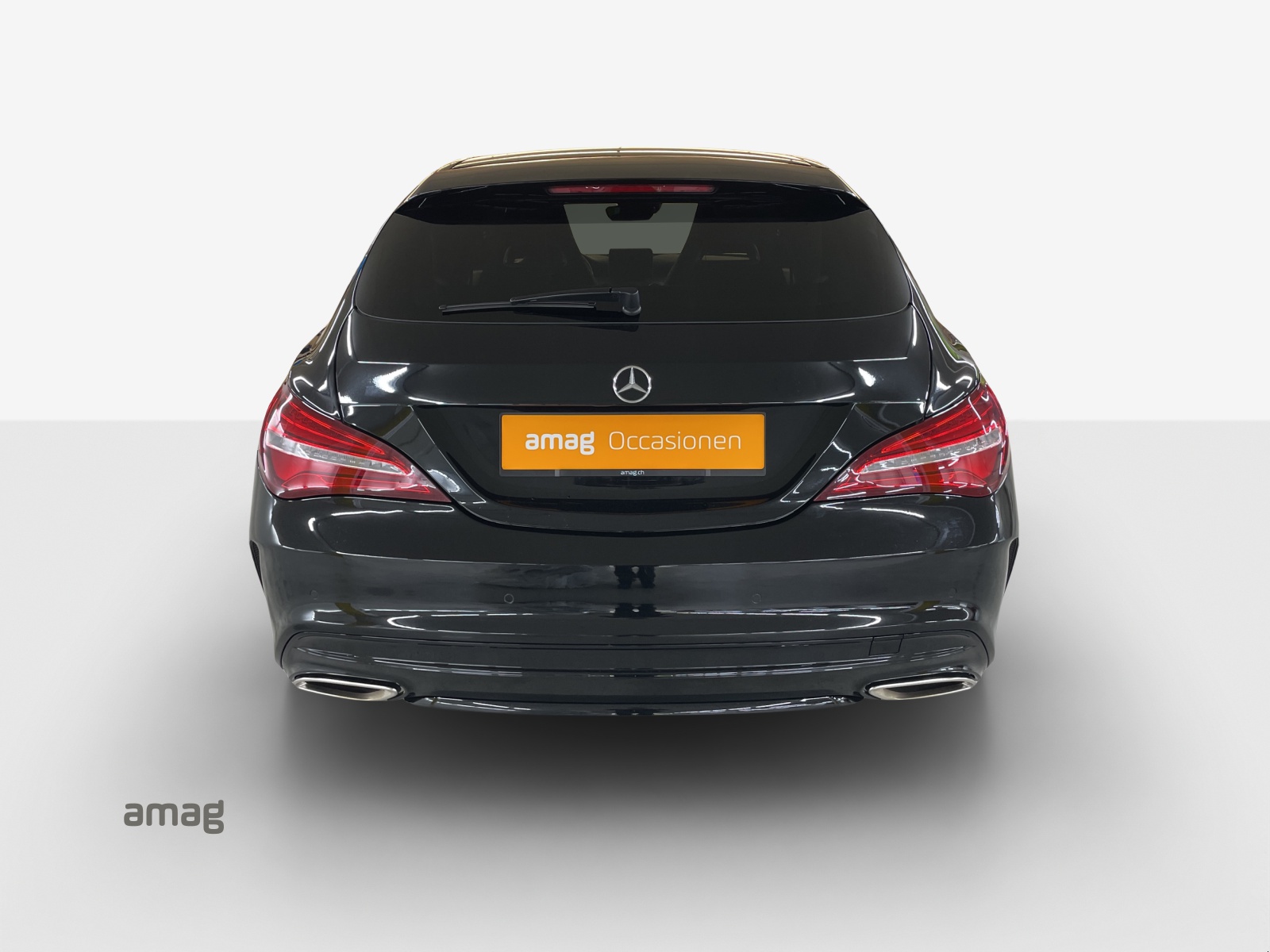 MERCEDES-BENZ CLA Shooting Brake 220 AMG Line 4Matic 7G-DCT-showroom-element-3