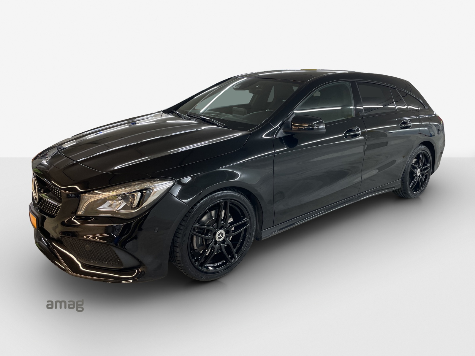 MERCEDES-BENZ CLA Shooting Brake 220 AMG Line 4Matic 7G-DCT