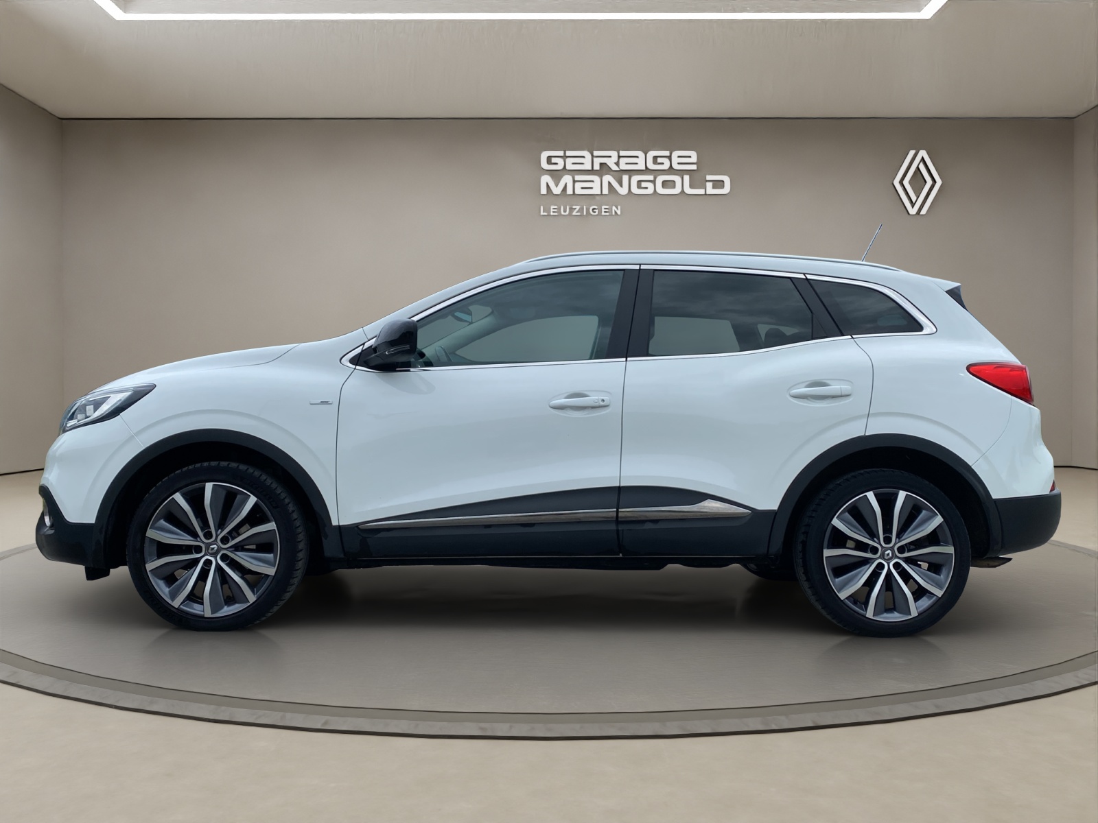 RENAULT Kadjar 1.2 16V Turbo Bose-image-1