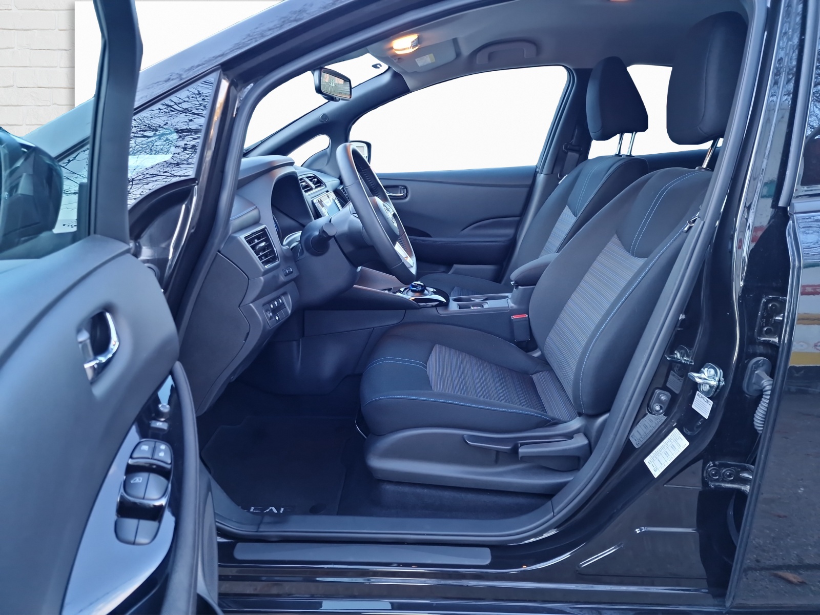 NISSAN Leaf N-Connecta *-image-4
