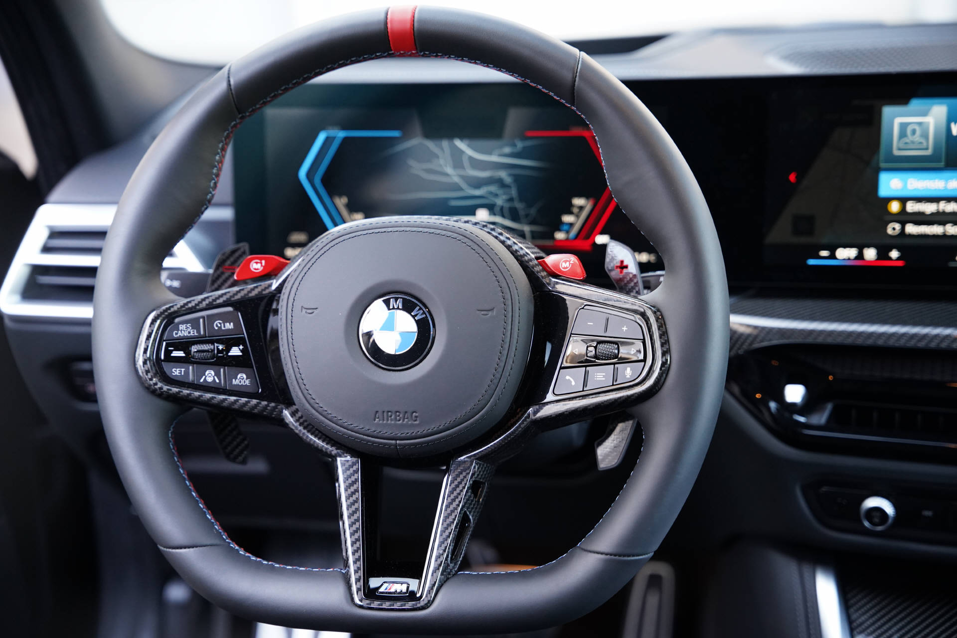 BMW M3 Touring xDrive Competition M LCI-image-12