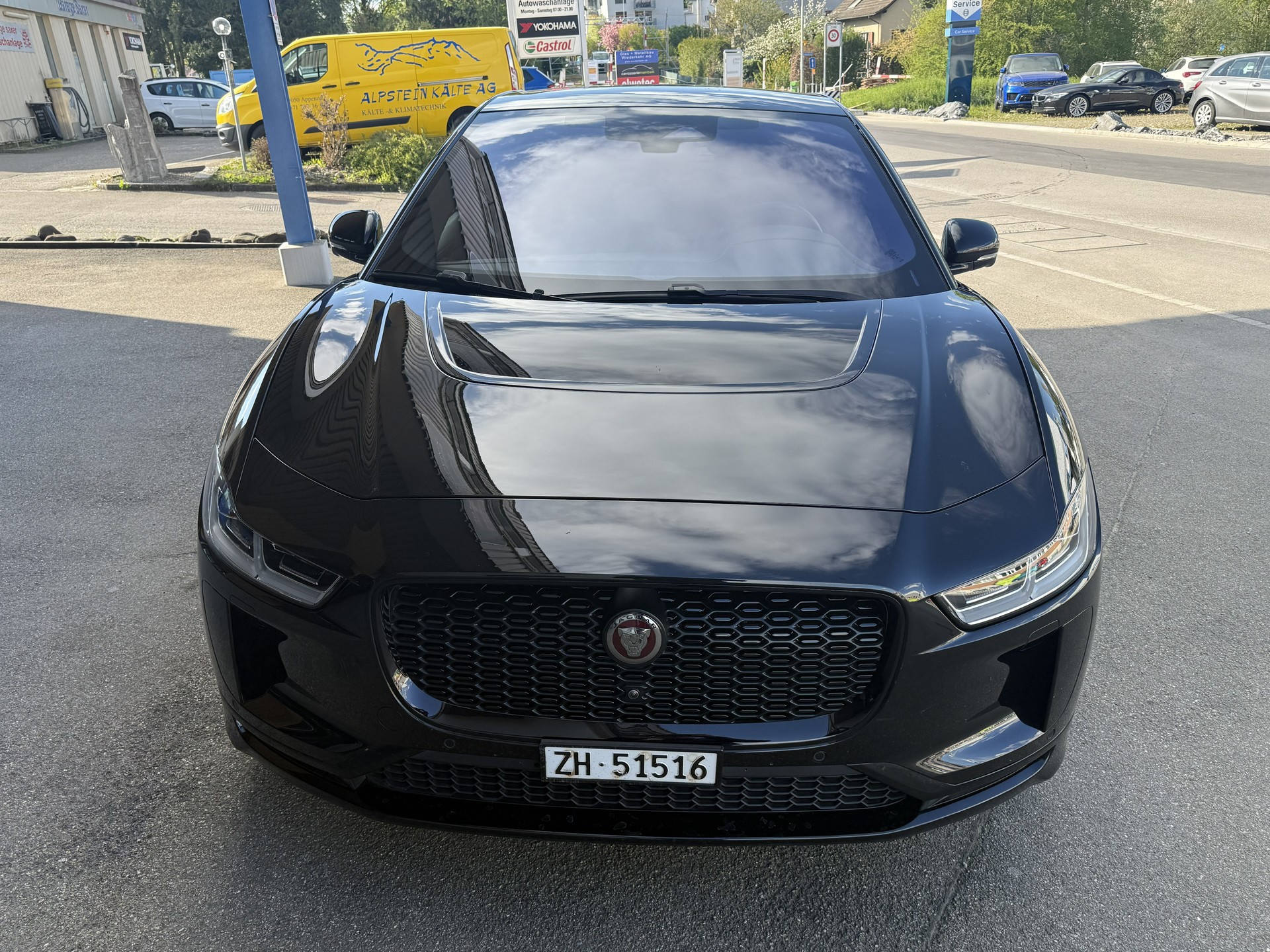 JAGUAR I-PACE