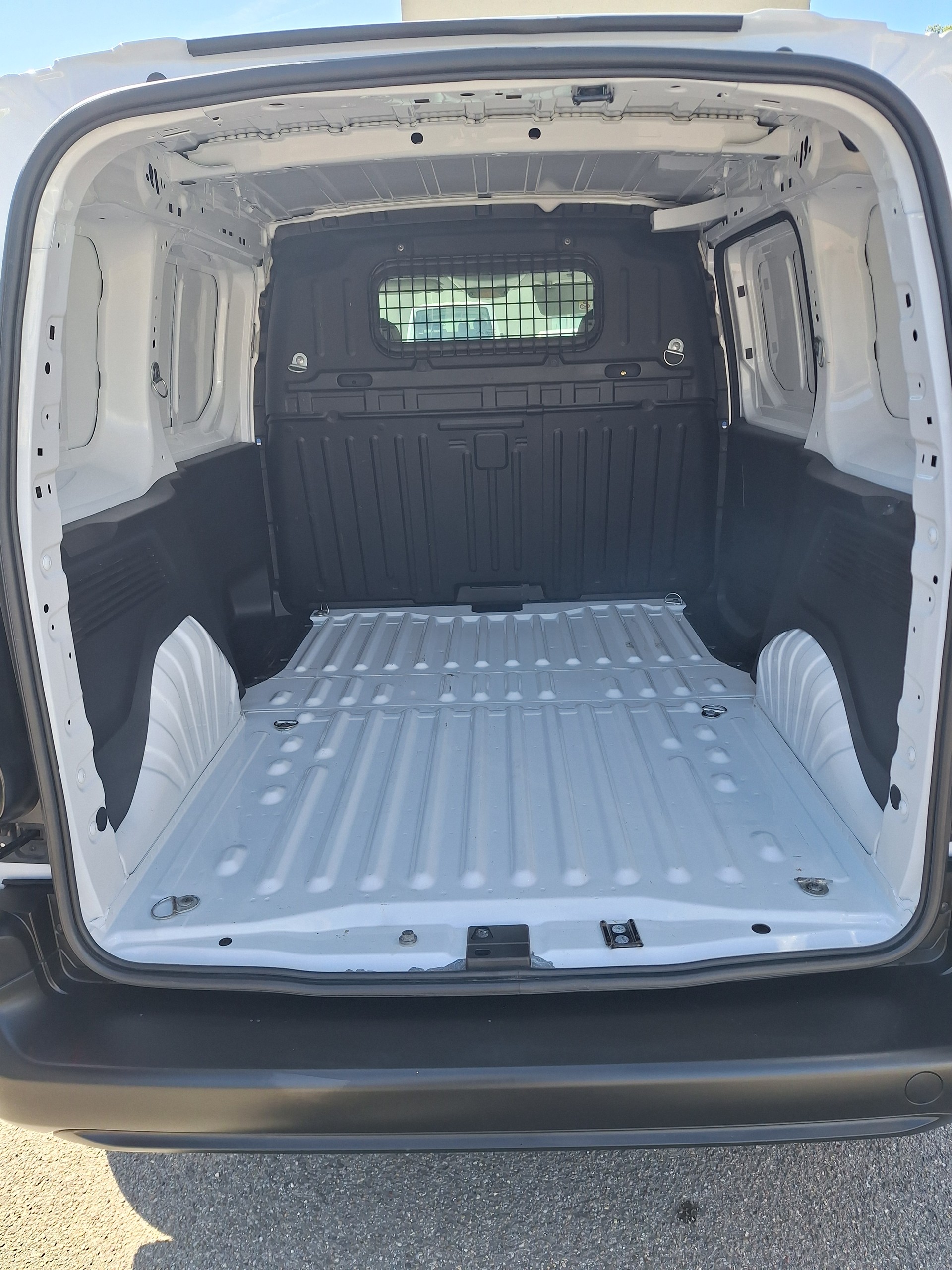 OPEL Combo 1.2 Enjoy S/S-image-4