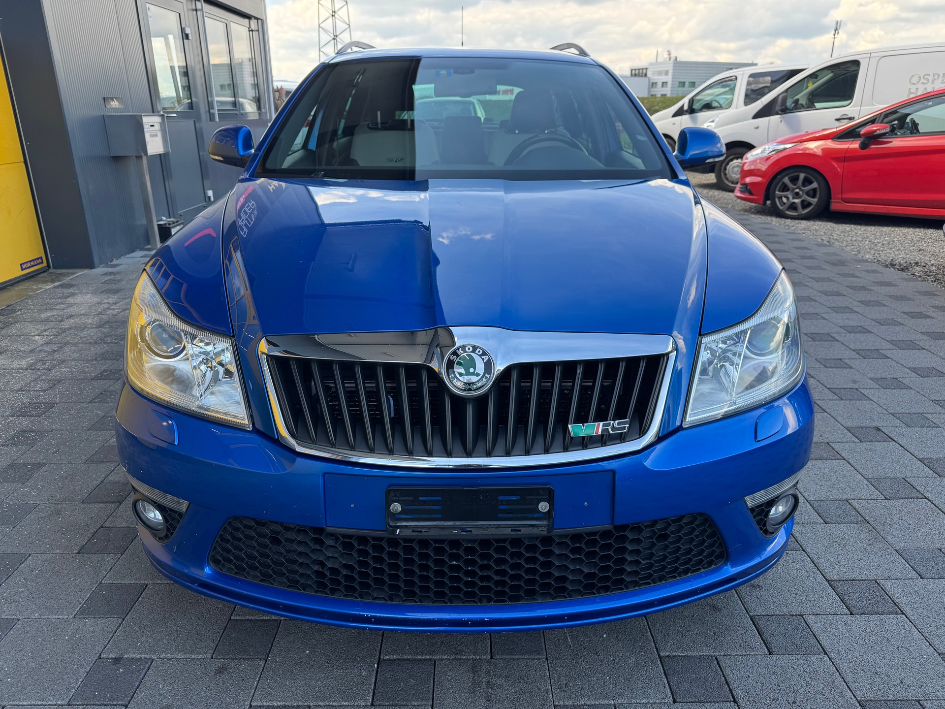 SKODA Octavia Combi 2.0 TDI RS DSG-image-1