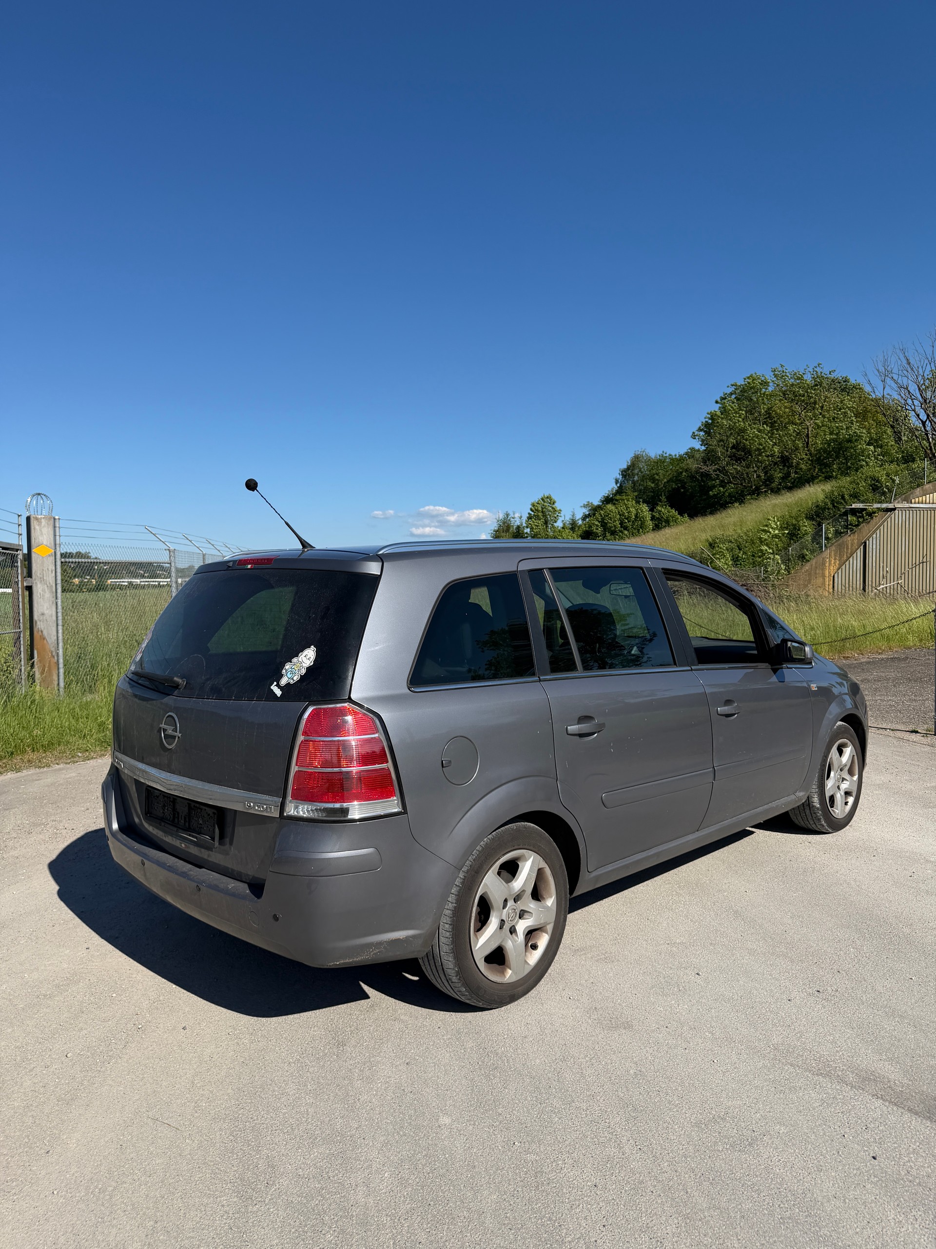 OPEL Zafira 1.9 CDTI Enjoy-image-6