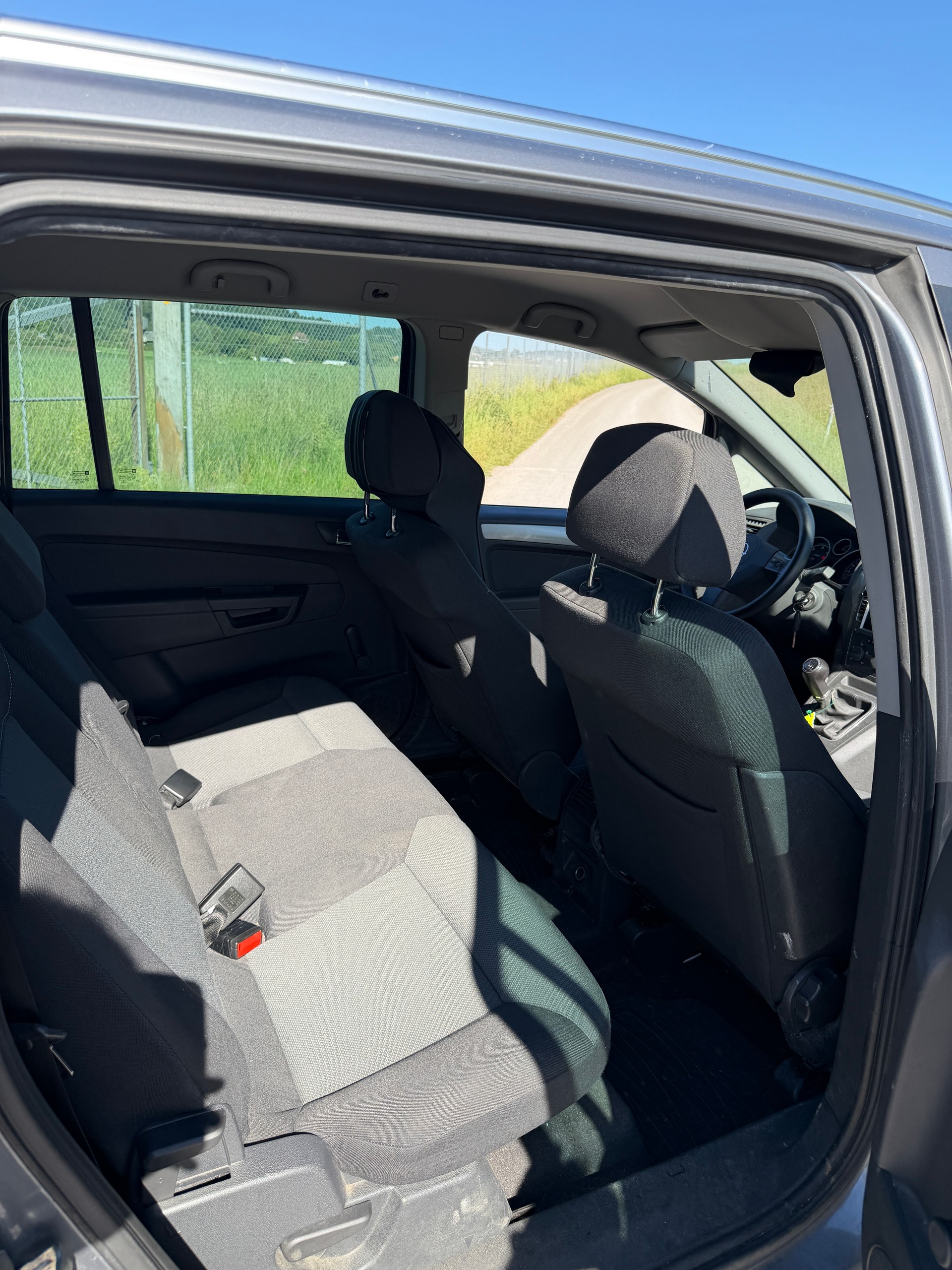 OPEL Zafira 1.9 CDTI Enjoy-image-13