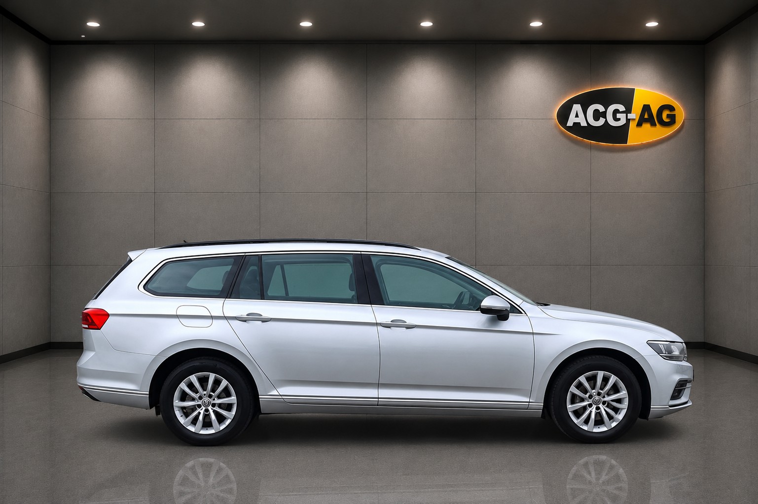 VW Passat Variant 2.0 TDI Business DSG ** Gr-Navi **RF-Kamera ** Sitzheizung ** PDC ** Frisch Ab MFK & Service **-image-5