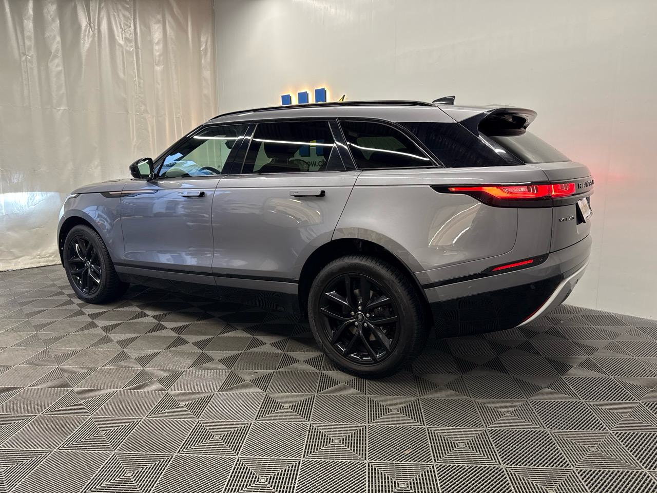 LAND ROVER Range Rover Velar R-Dynamic D 200 SE Automatic-showroom-element-1