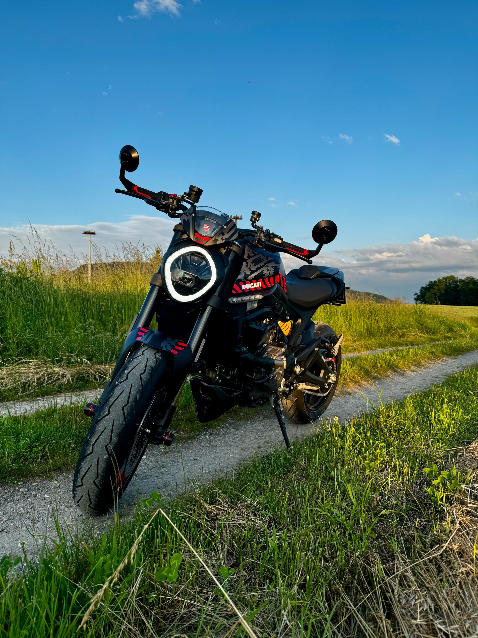 DUCATI Monster 937 (35KW)-image-0