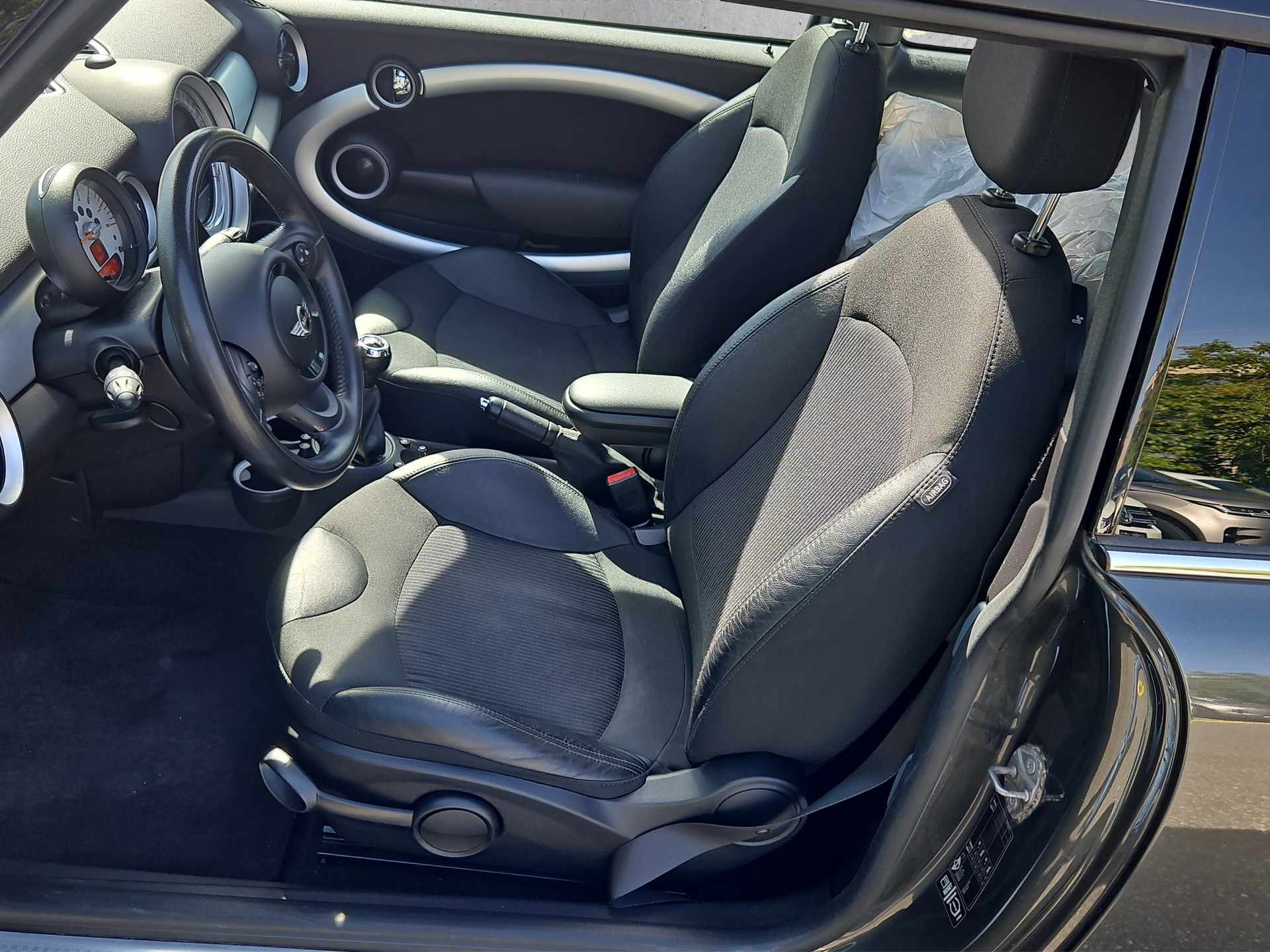 MINI Cooper S-image-13