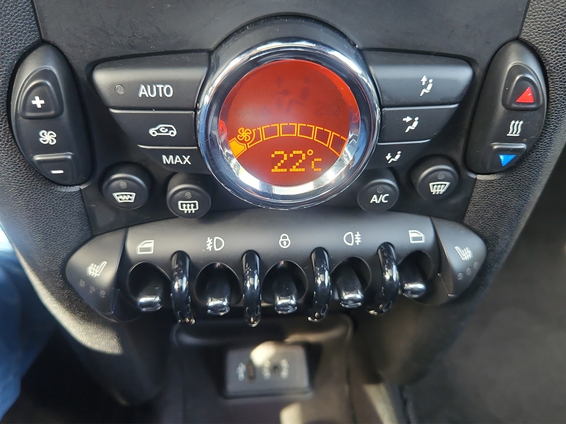 MINI Cooper S-image-10