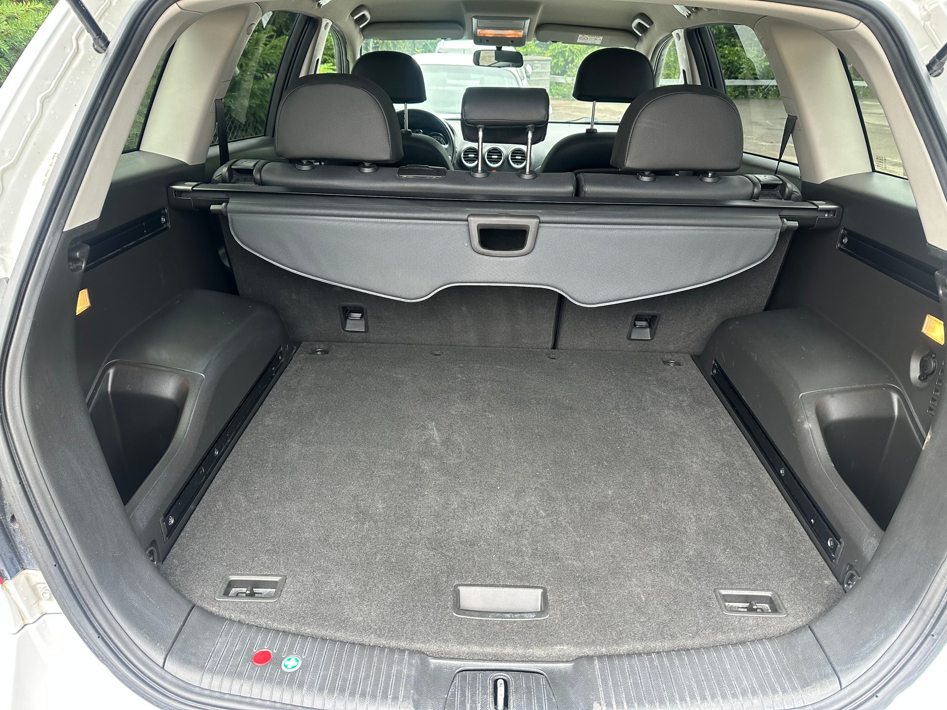 OPEL Antara 2.2 CDTi Cosmo 4WD Automatic-image-8