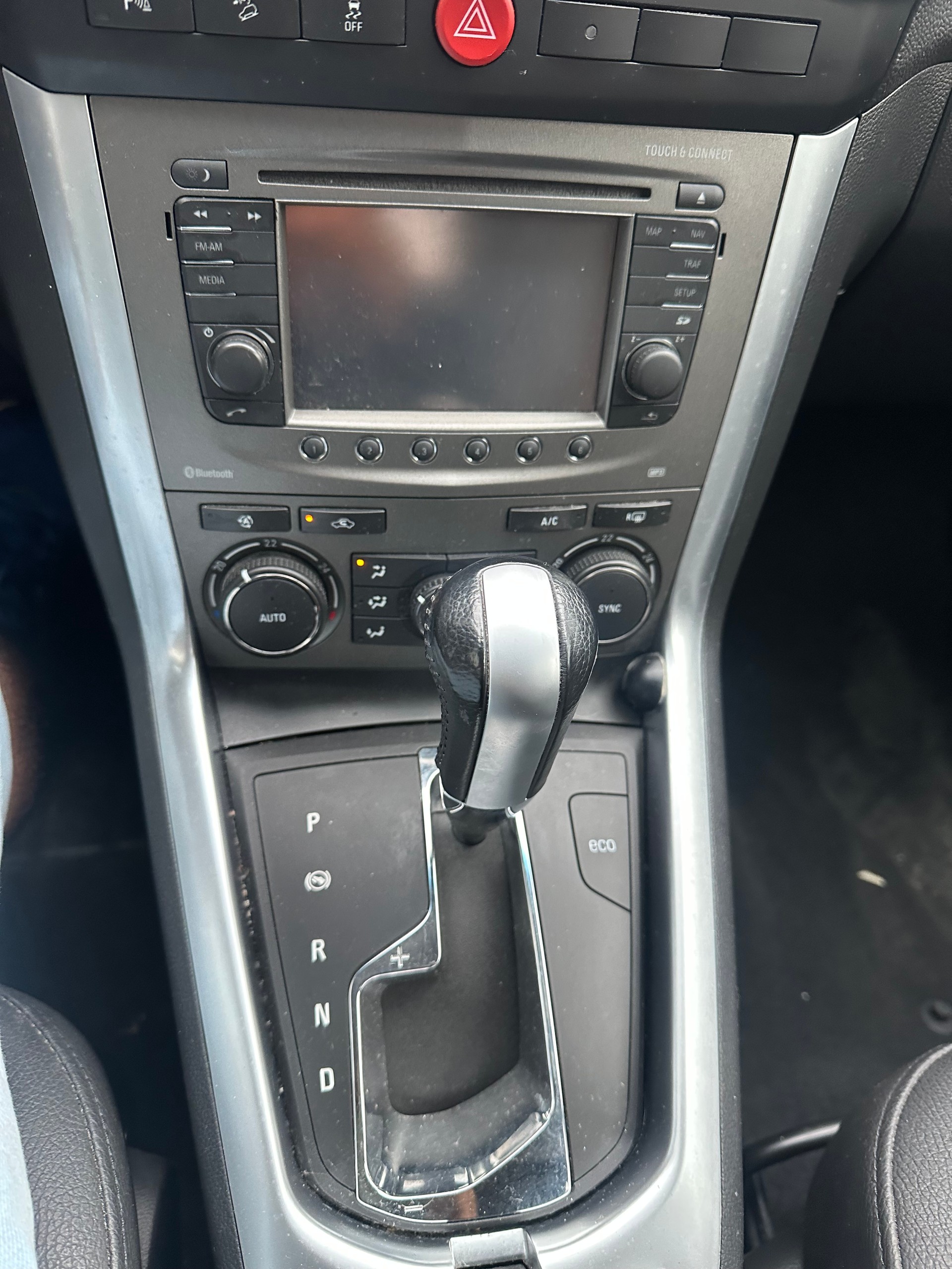 OPEL Antara 2.2 CDTi Cosmo 4WD Automatic-image-5