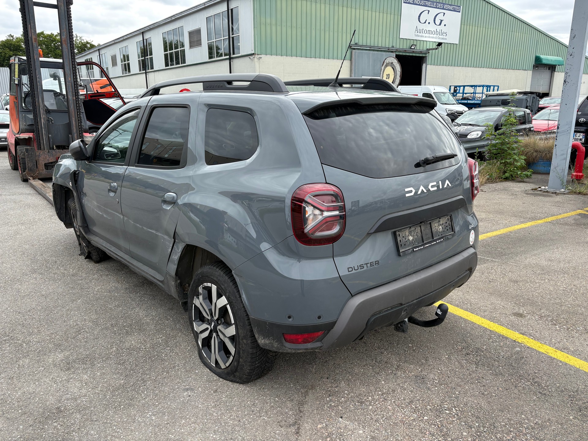 DACIA Duster TCe 150 Expression 4x4-image-6