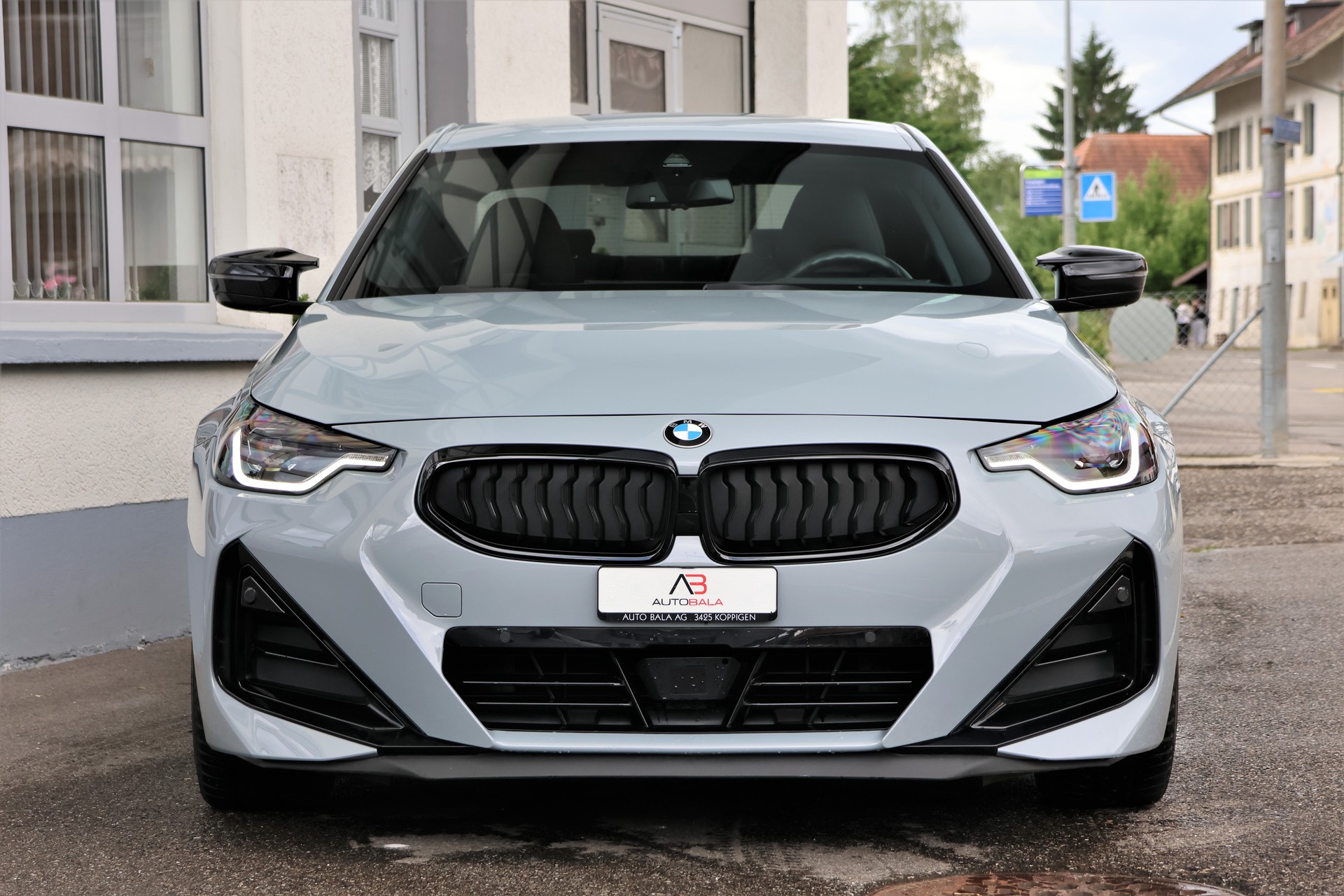 BMW M240i xDrive M Sport Pro Steptronic (CH)-showroom-element-1