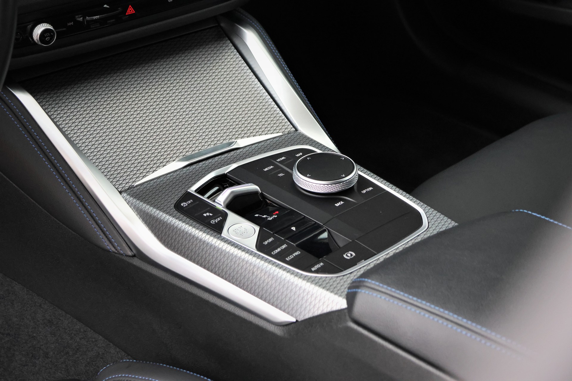 BMW M240i xDrive M Sport Pro Steptronic (CH)-image-10