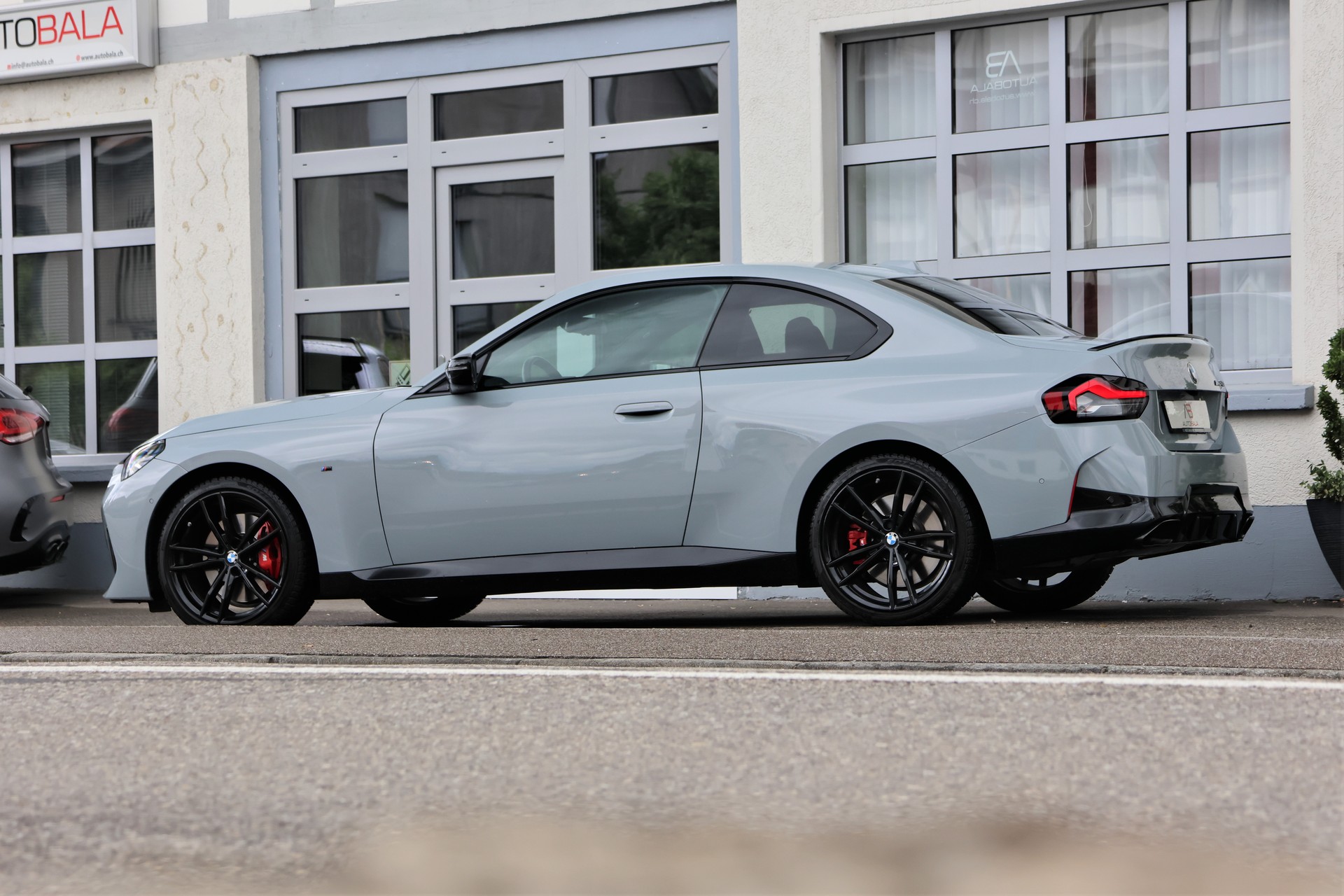 BMW M240i xDrive M Sport Pro Steptronic (CH)-showroom-element-3