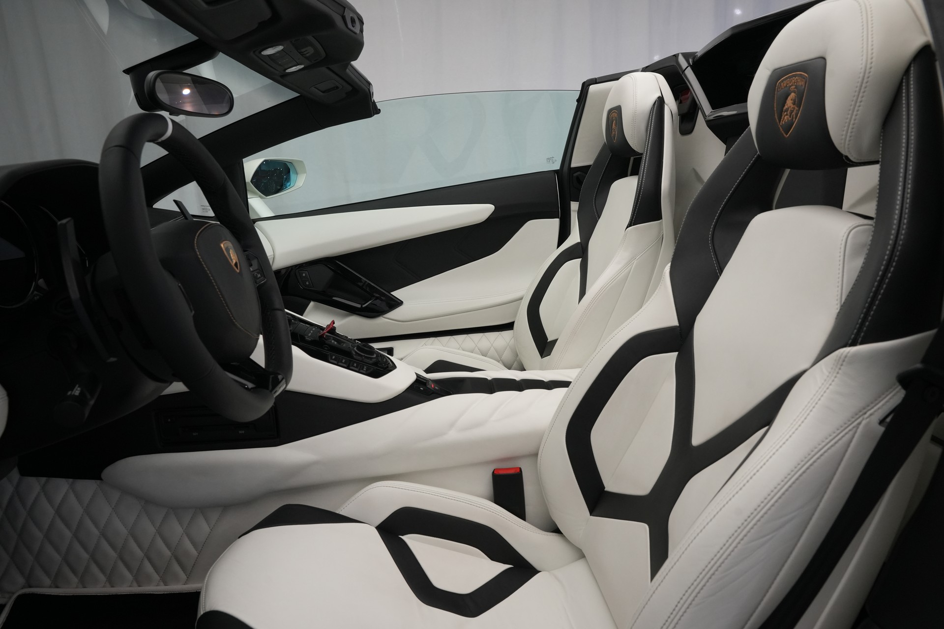 LAMBORGHINI Aventador LP700-4 Roadster E-Gear *Unikat* *Novitec* *Mattlackierung*-image-9