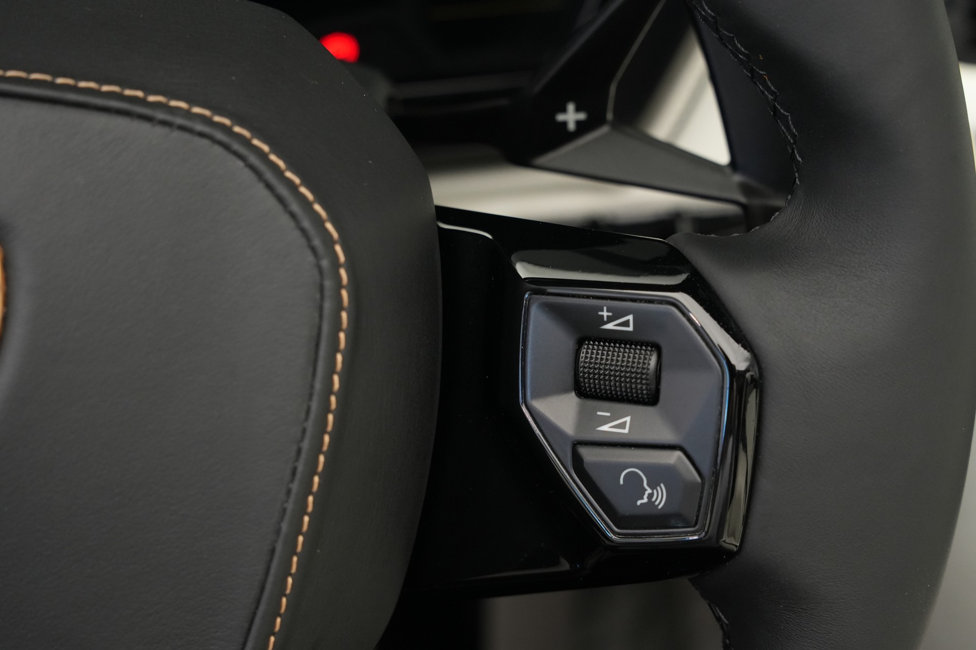 LAMBORGHINI Aventador LP700-4 Roadster E-Gear *Unikat* *Novitec* *Mattlackierung*-image-16