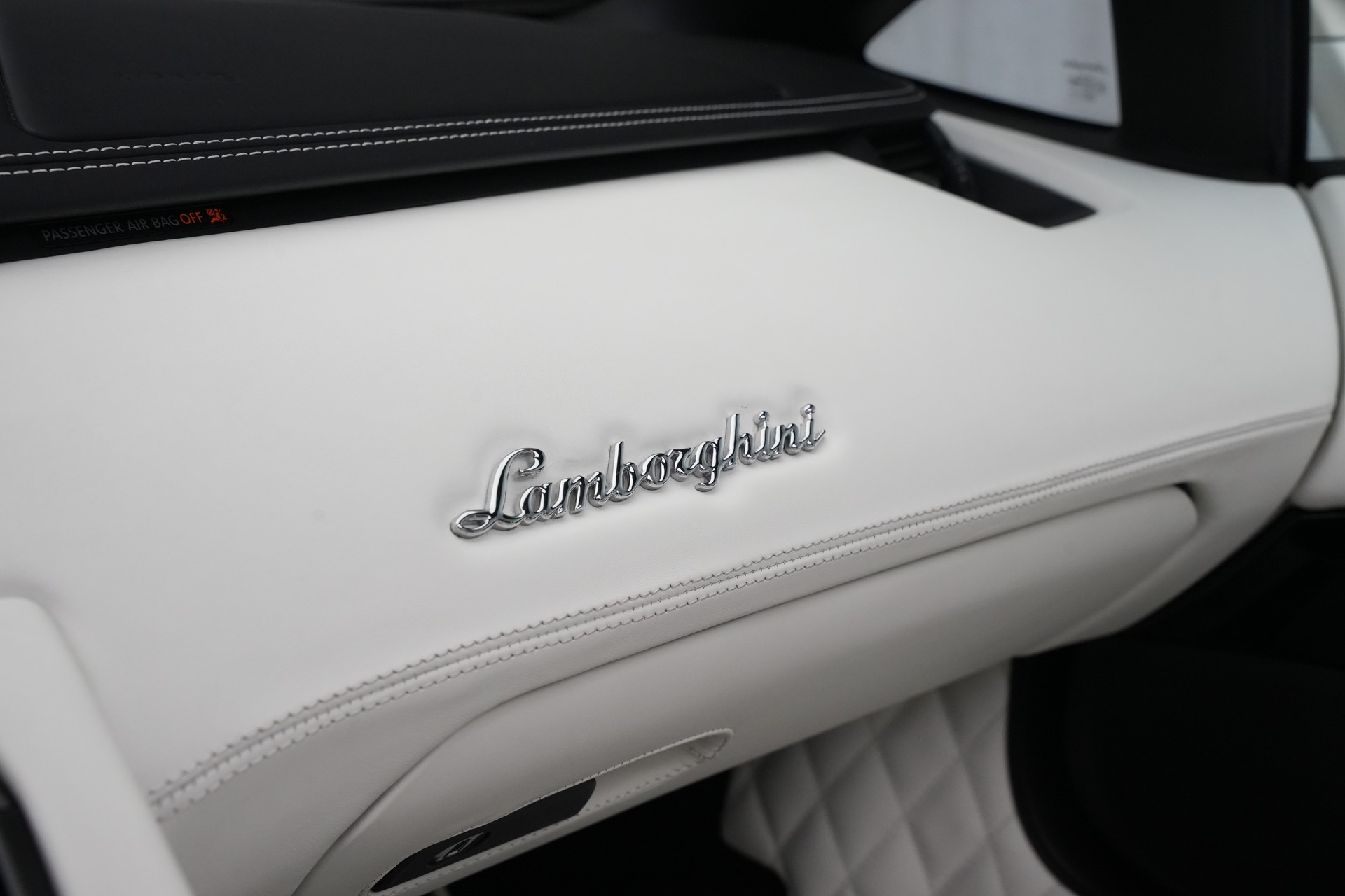 LAMBORGHINI Aventador LP700-4 Roadster E-Gear *Unikat* *Novitec* *Mattlackierung*-image-18