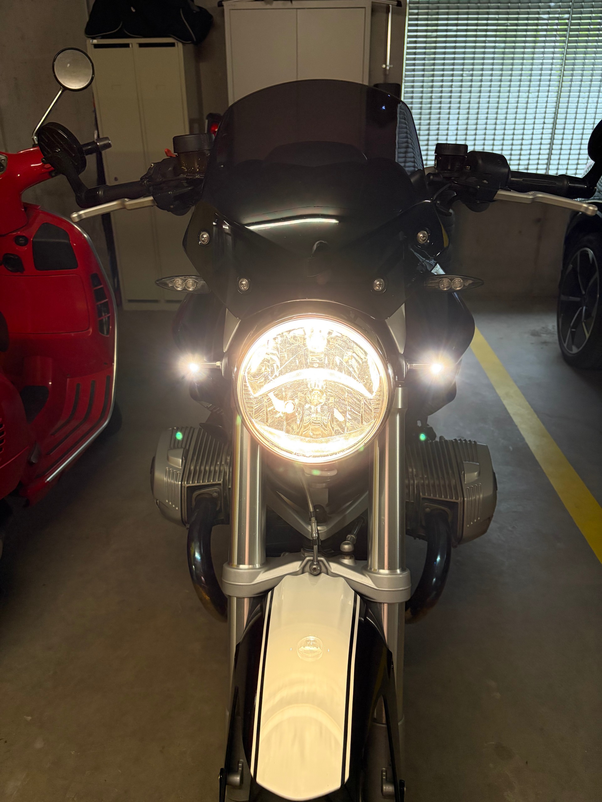 BMW R 1200 R Classic ABS-image-3