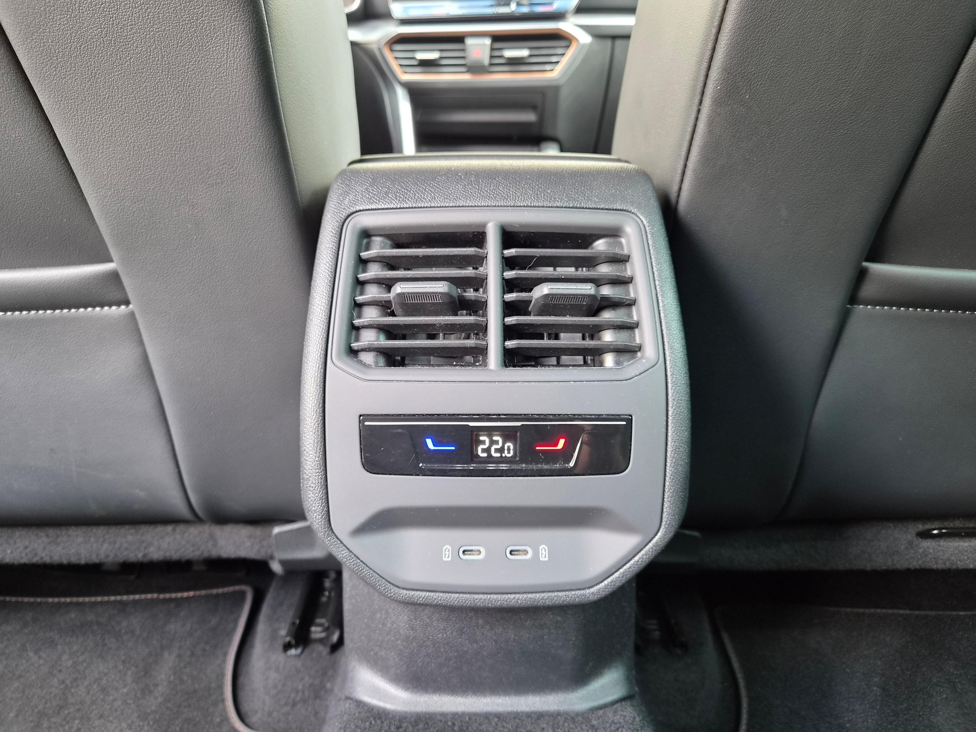 CUPRA Leon 2.0 TSI 300 DSG-image-14